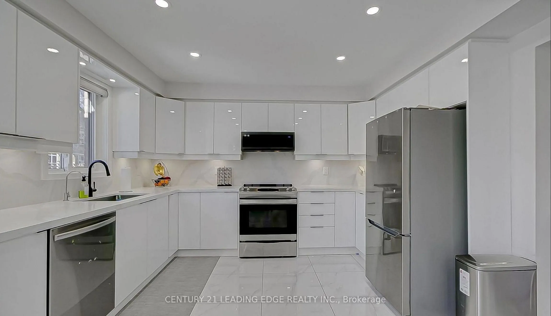Detached Home For Sale | N13557642