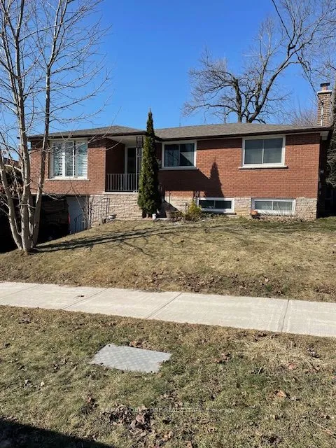 Detached Home For Lease | N13559204