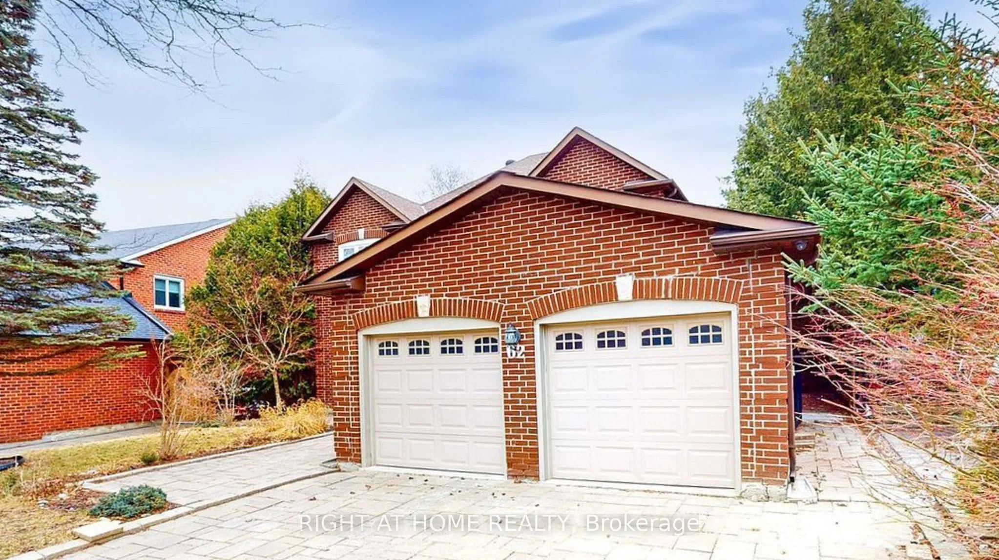 Detached Home For Lease | N13559236
