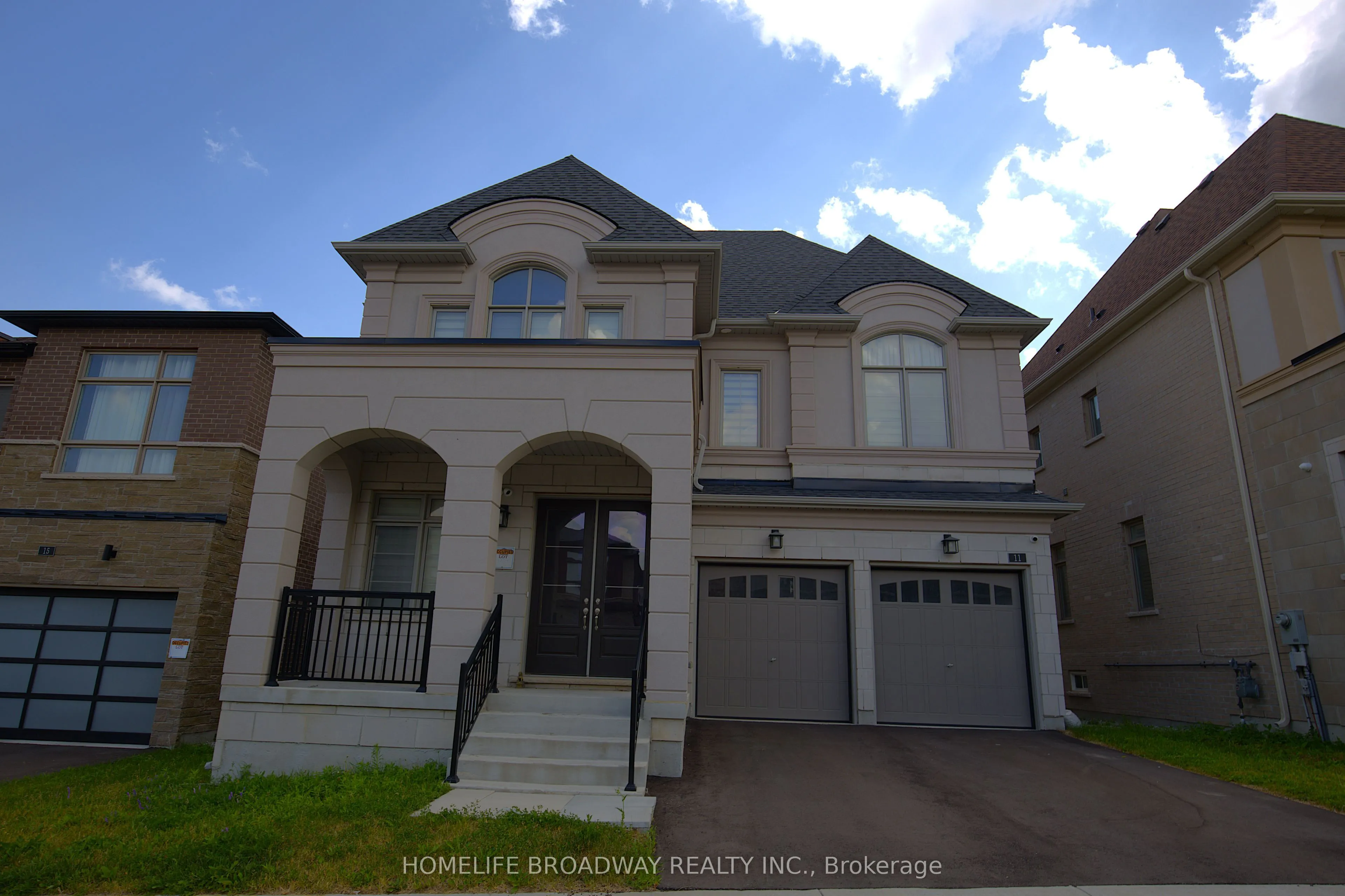 Detached Home For Sale | N13559508