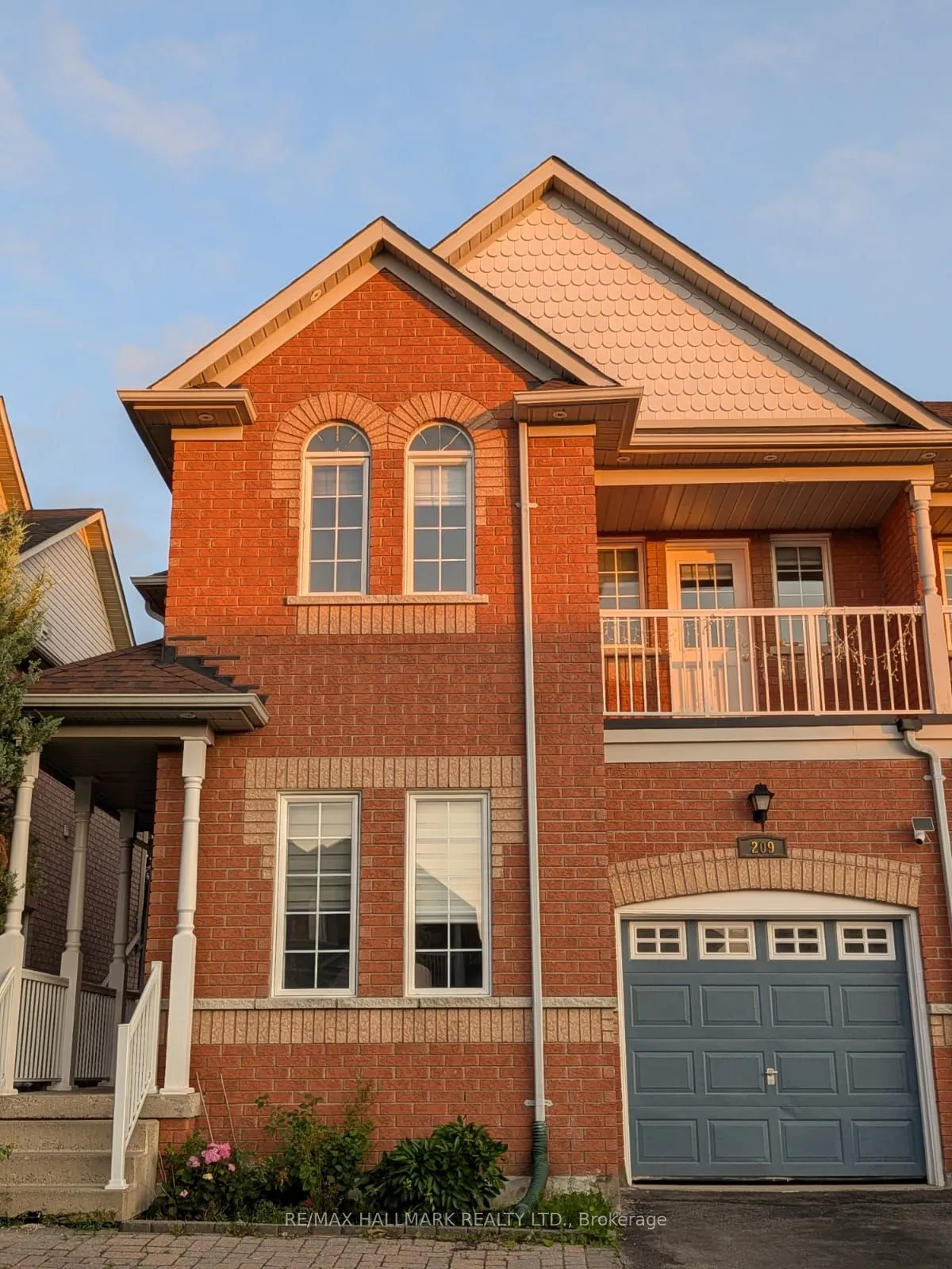 Semi-Detached Home For Lease | N13559538