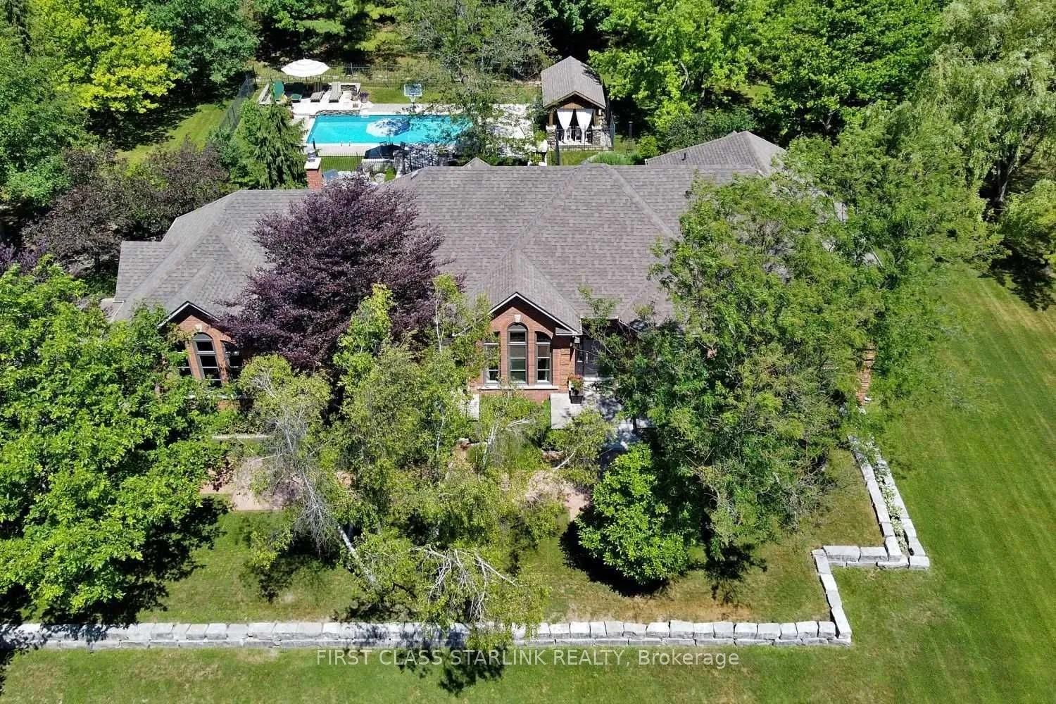Detached Home For Lease | N13559596