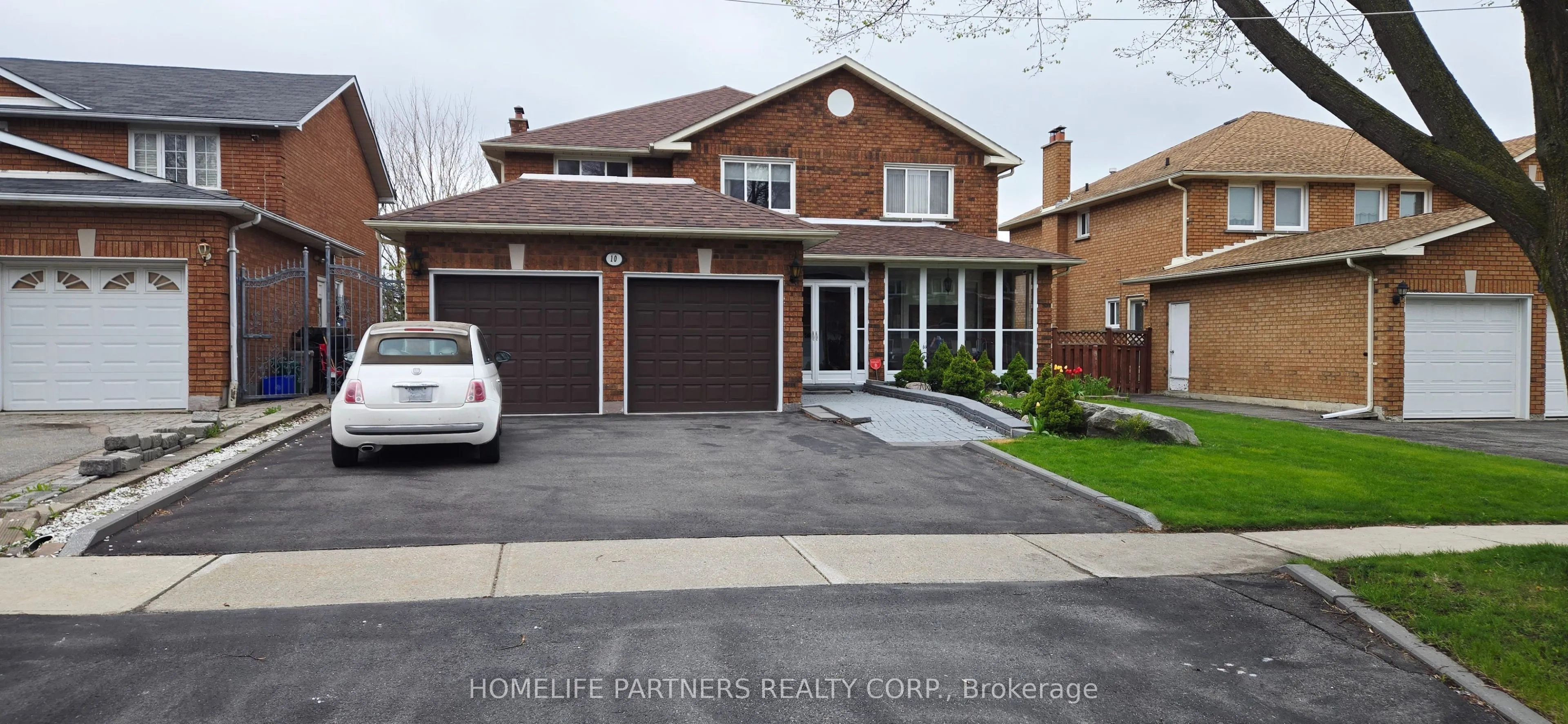 Detached Home For Lease | N13562802