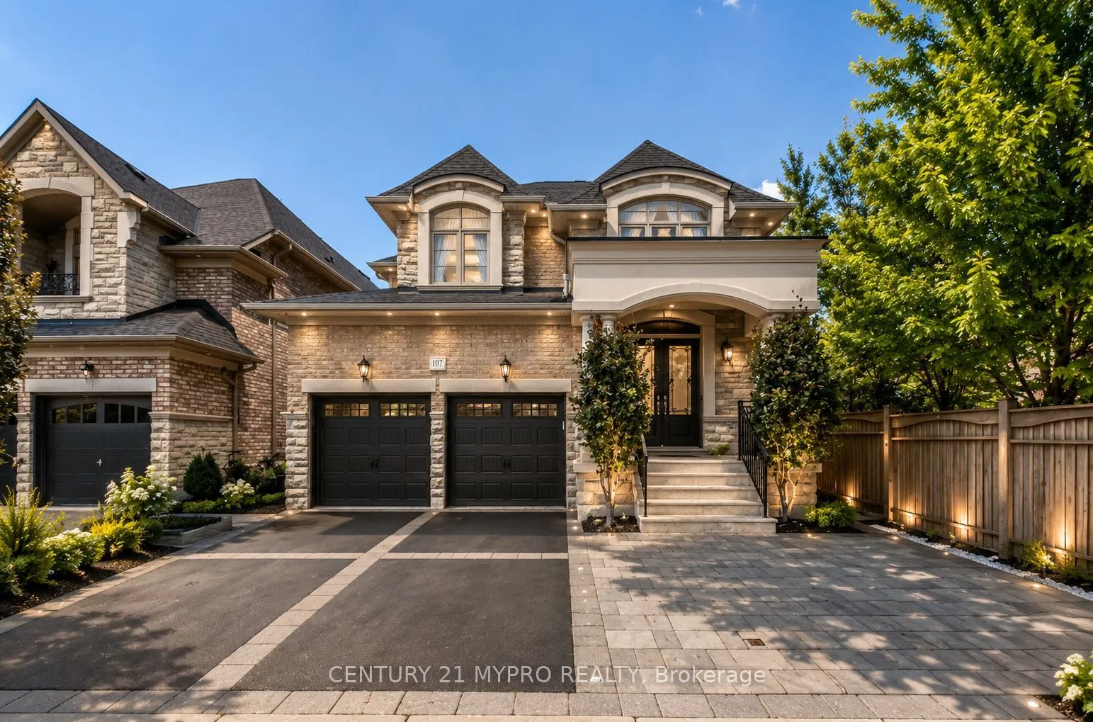 Detached Home For Sale | N13564718