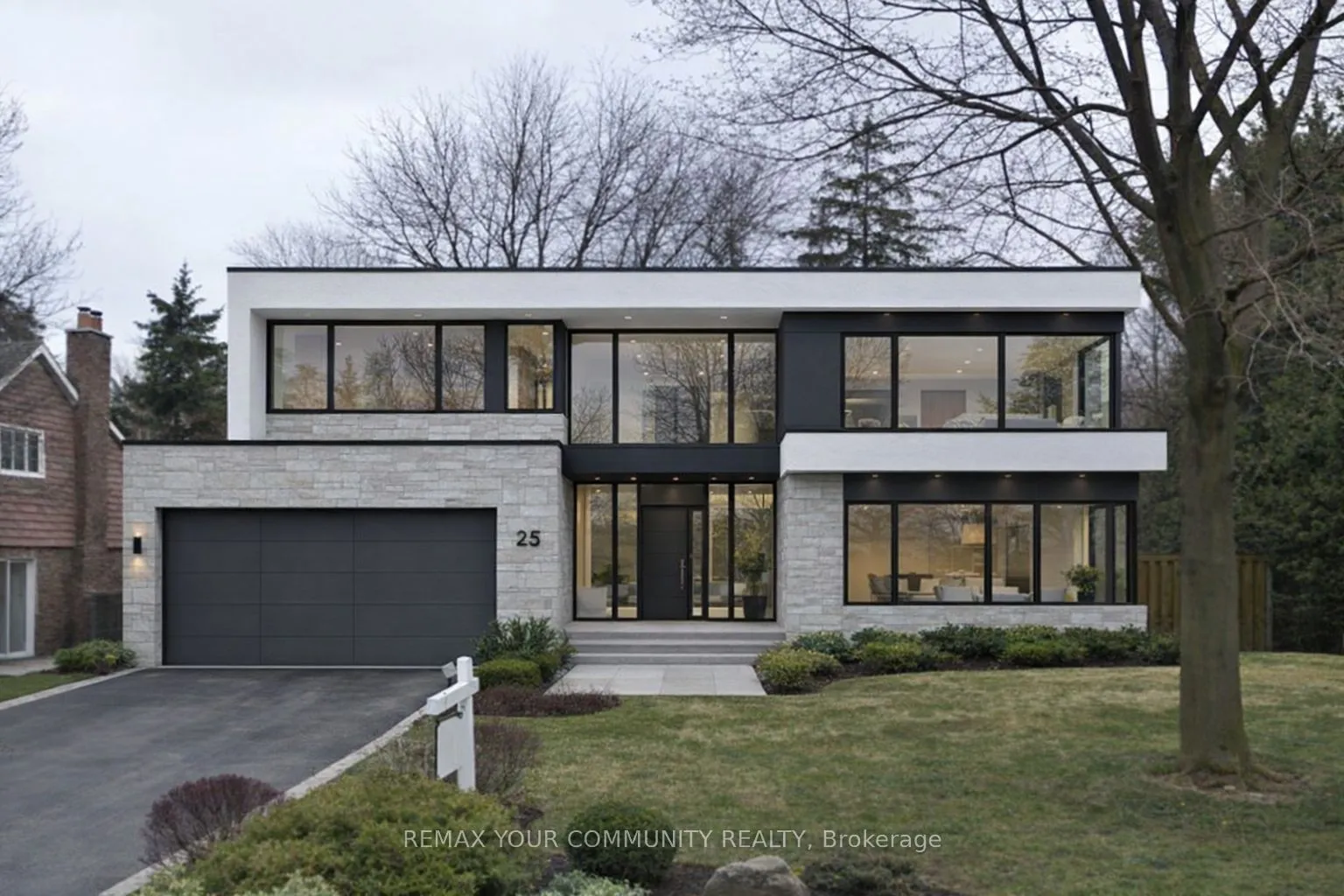 Detached Home For Sale | N13576858