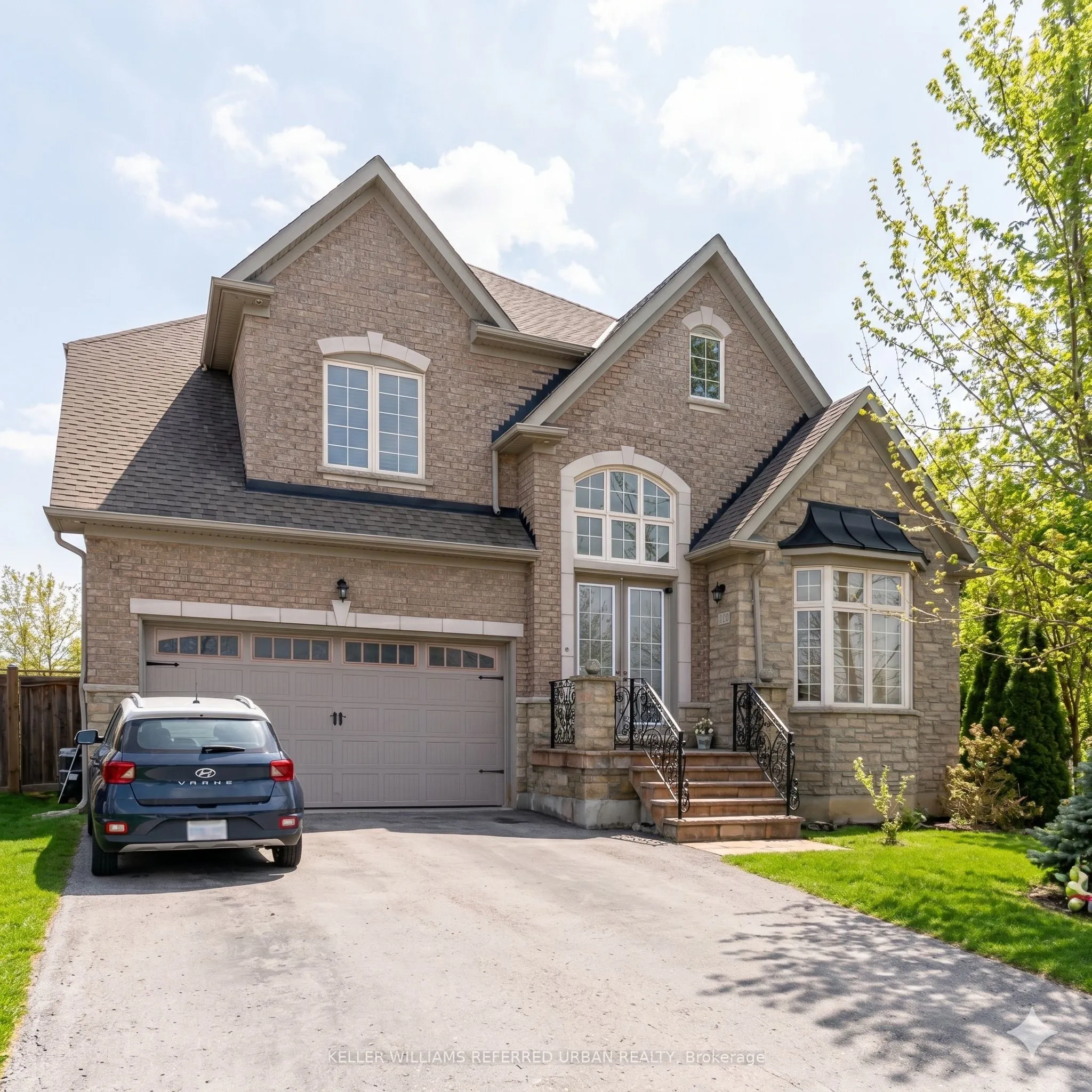 Detached Home For Lease | N13580186