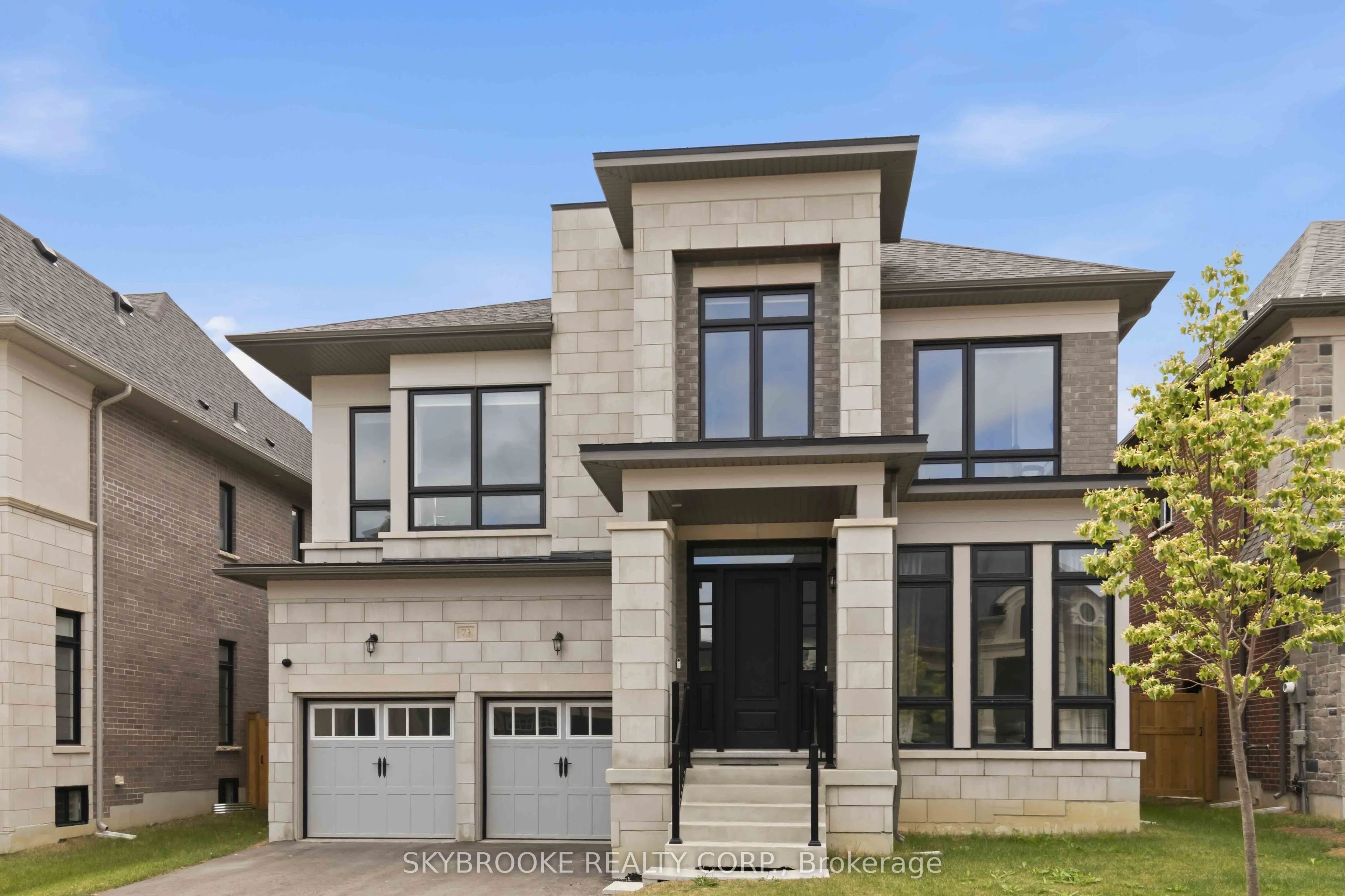 Detached Home For Sale | N13582548