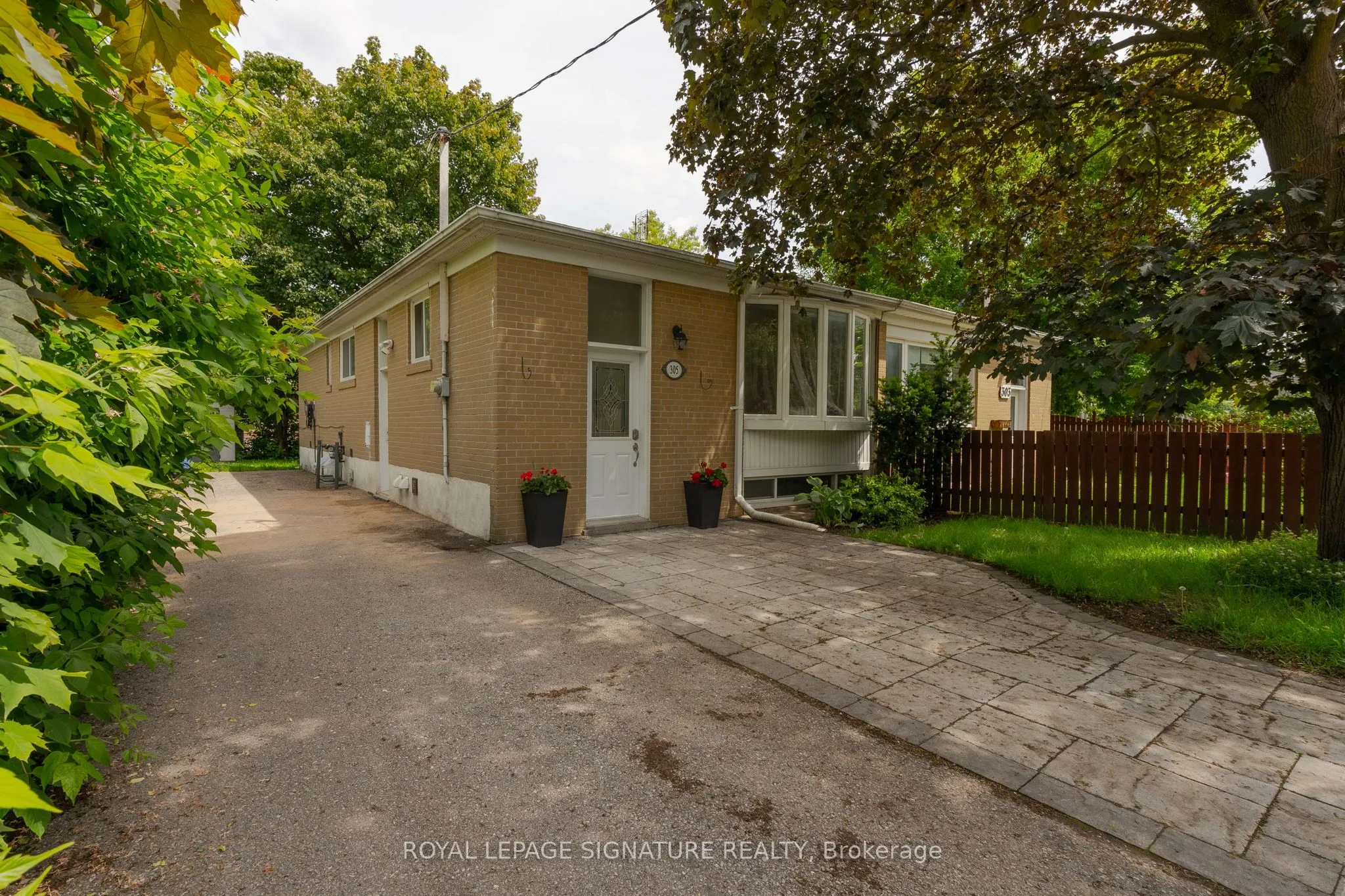 Semi-Detached Home For Lease | N13587178