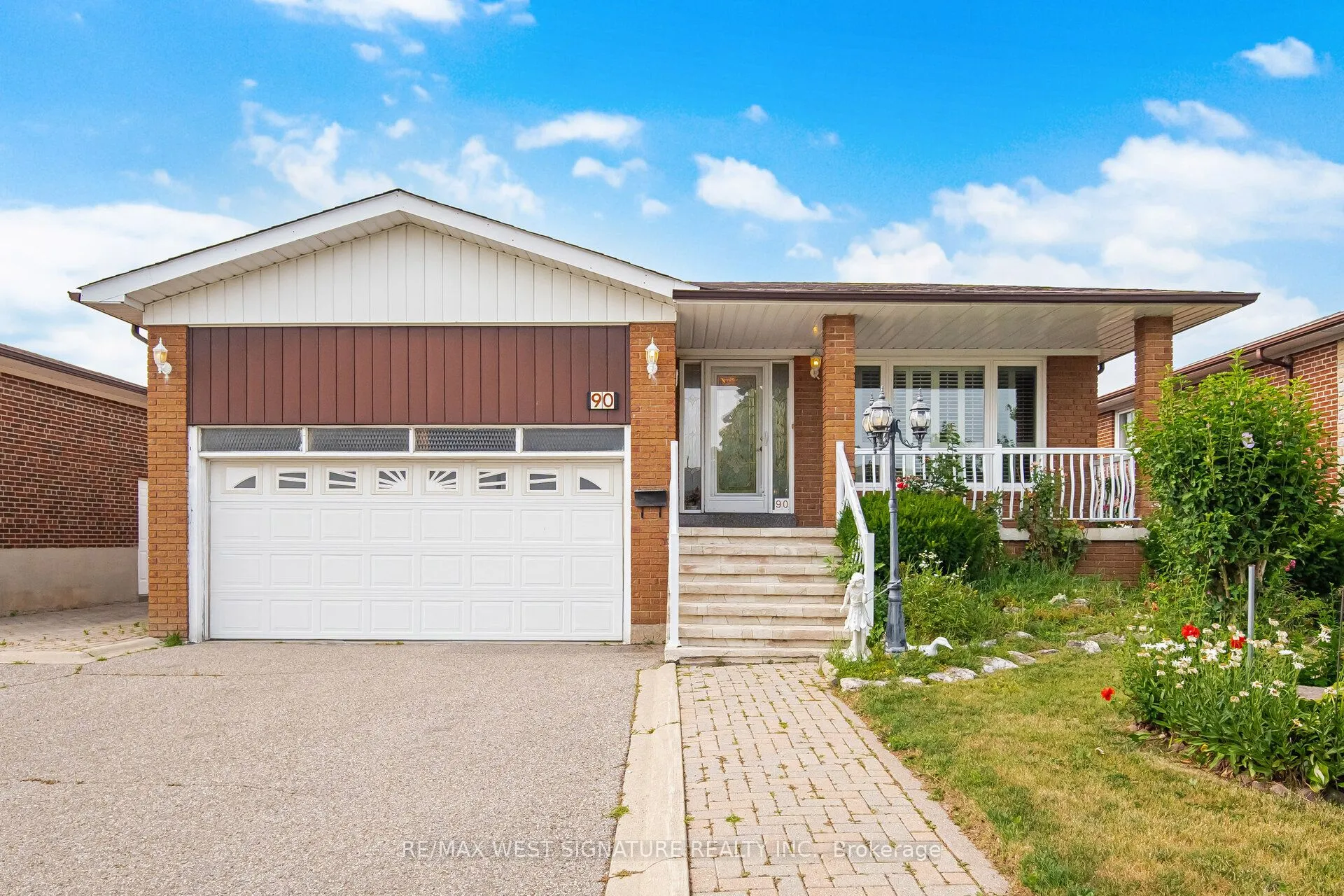 Detached Home For Sale | N13590880