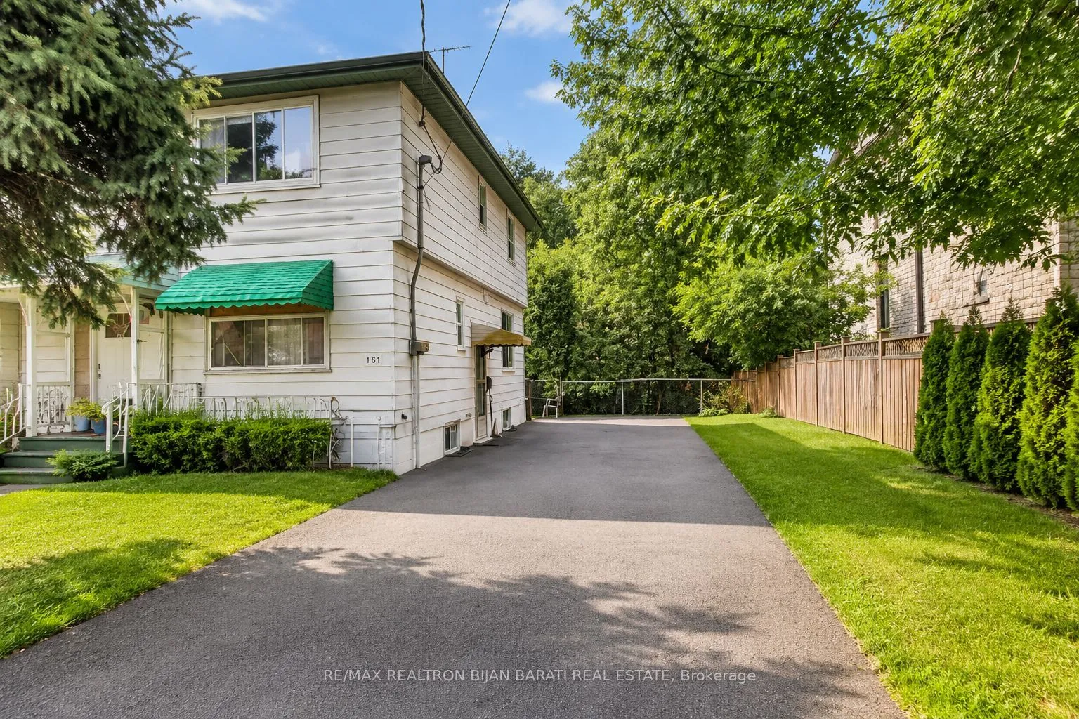 Semi-Detached Home For Lease | N13595592