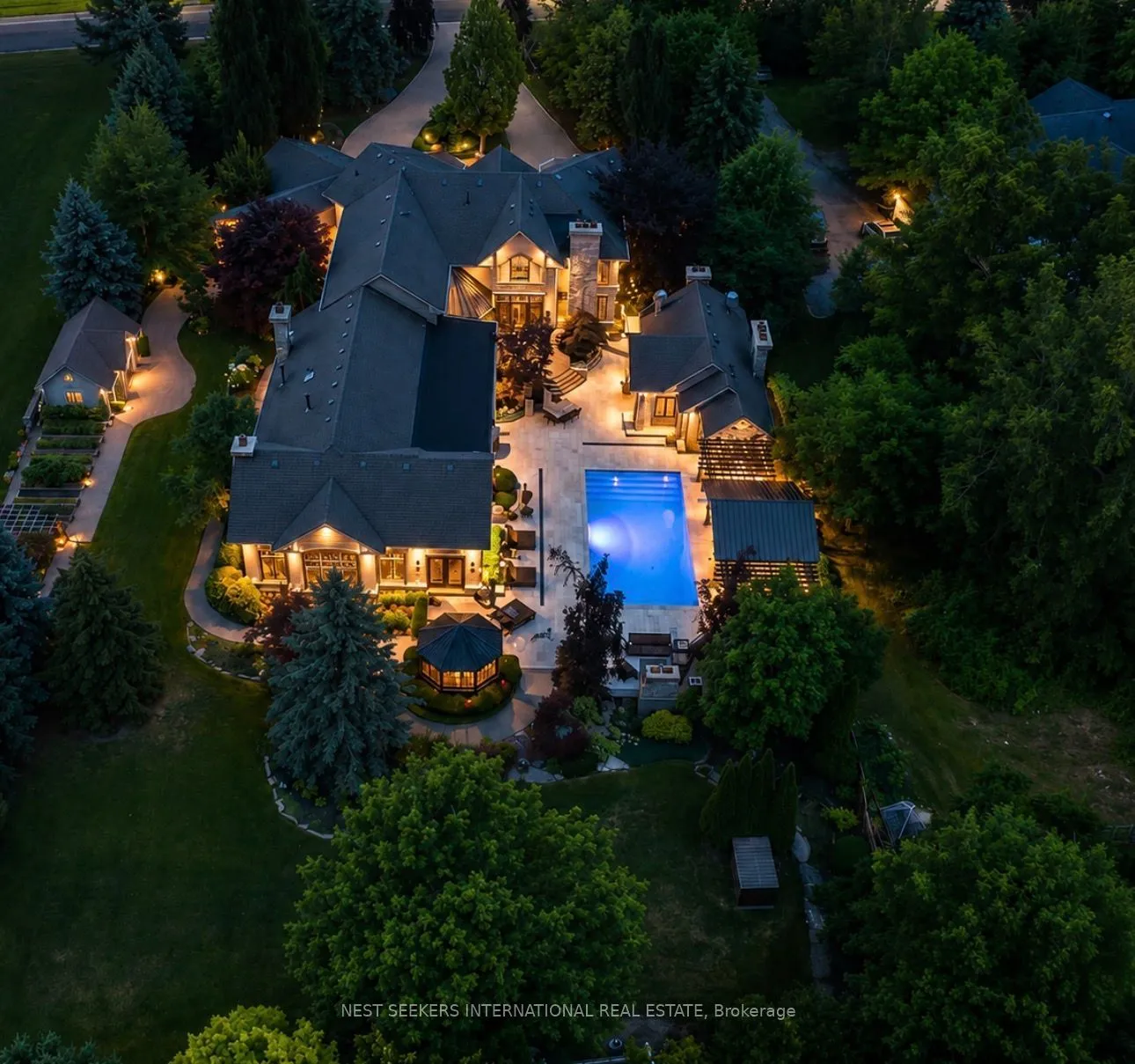 Detached Home For Sale | N13599420