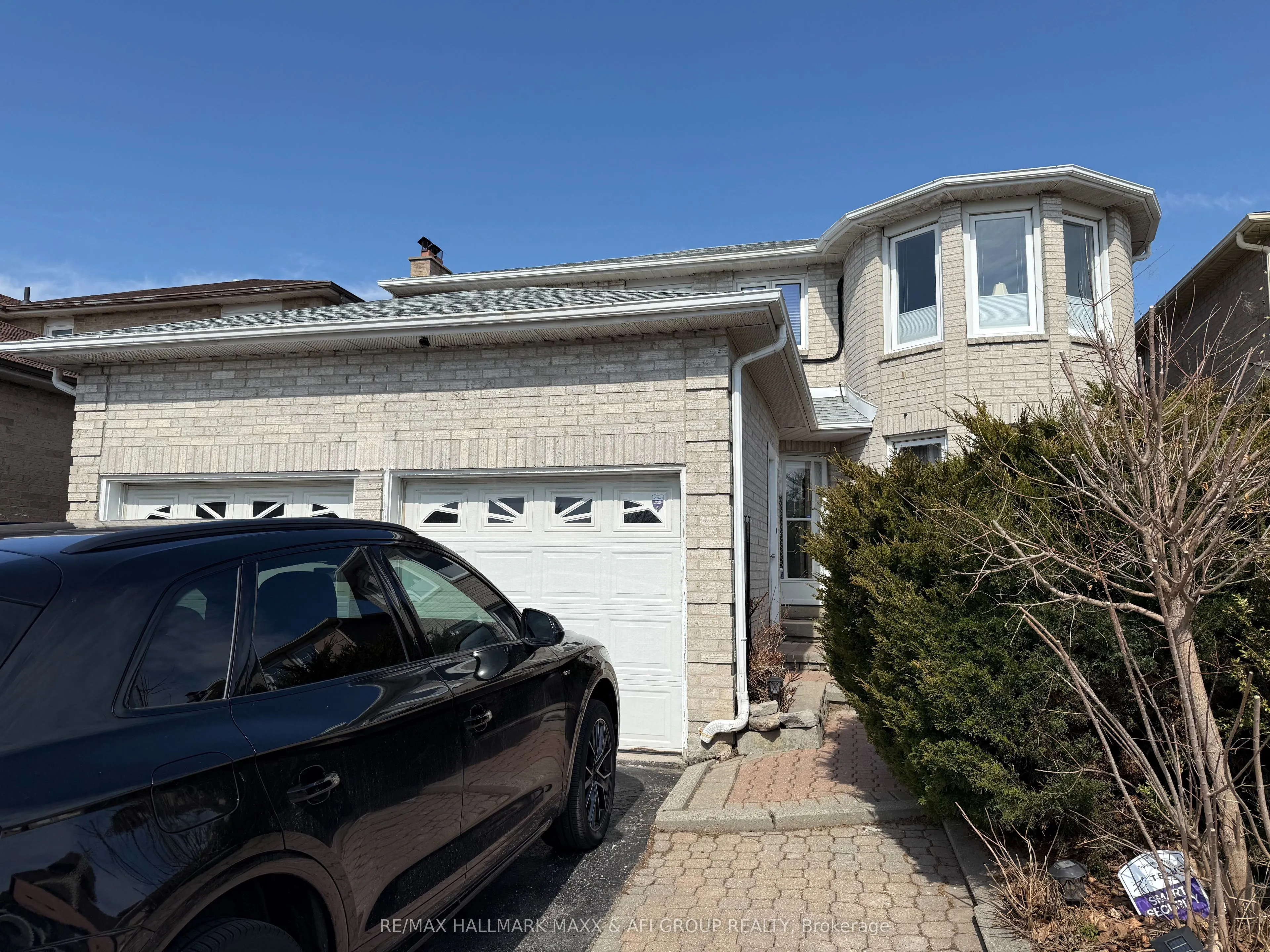Detached Home For Lease | N13605342
