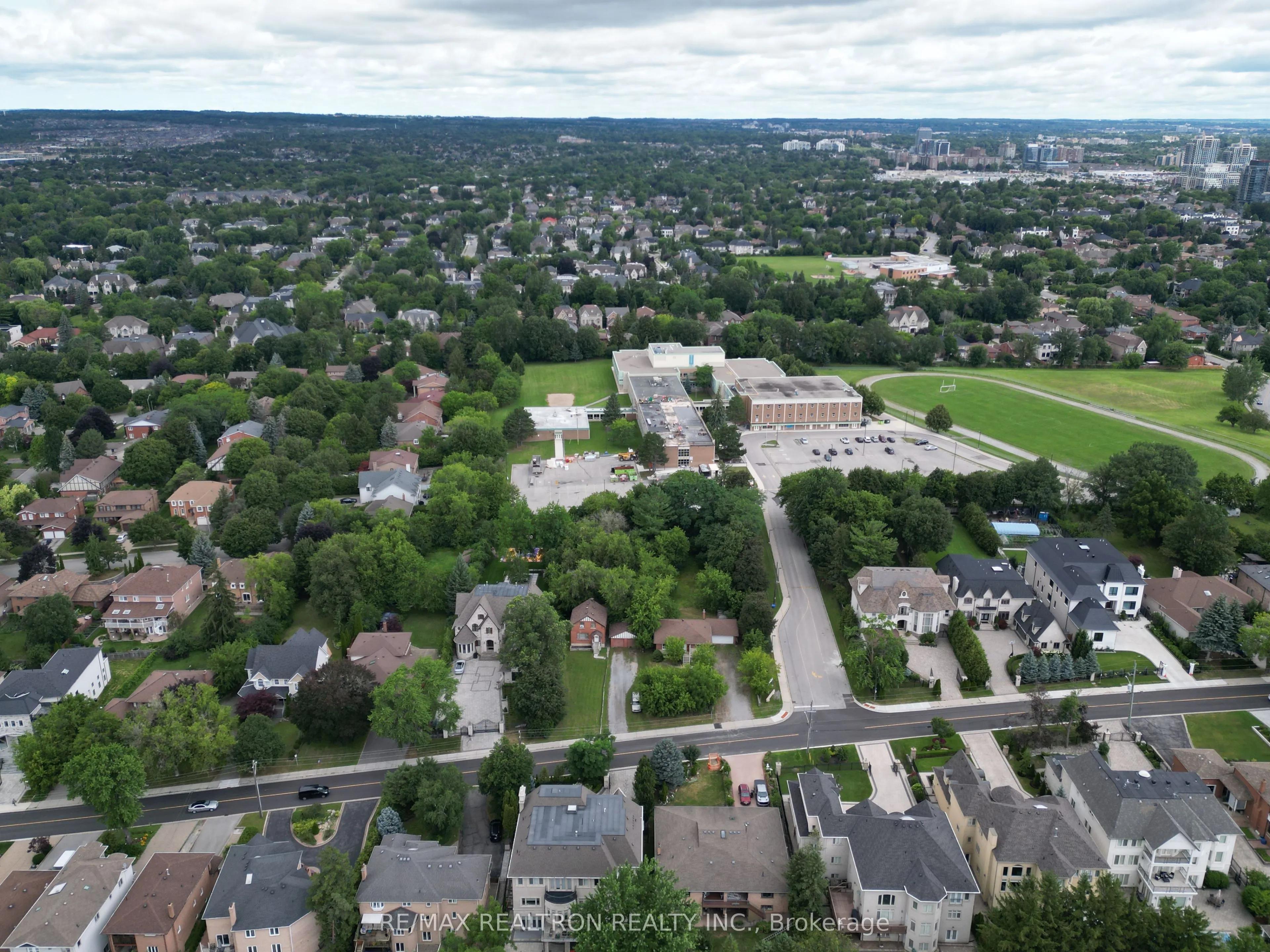 Detached Home For Sale | N13607010