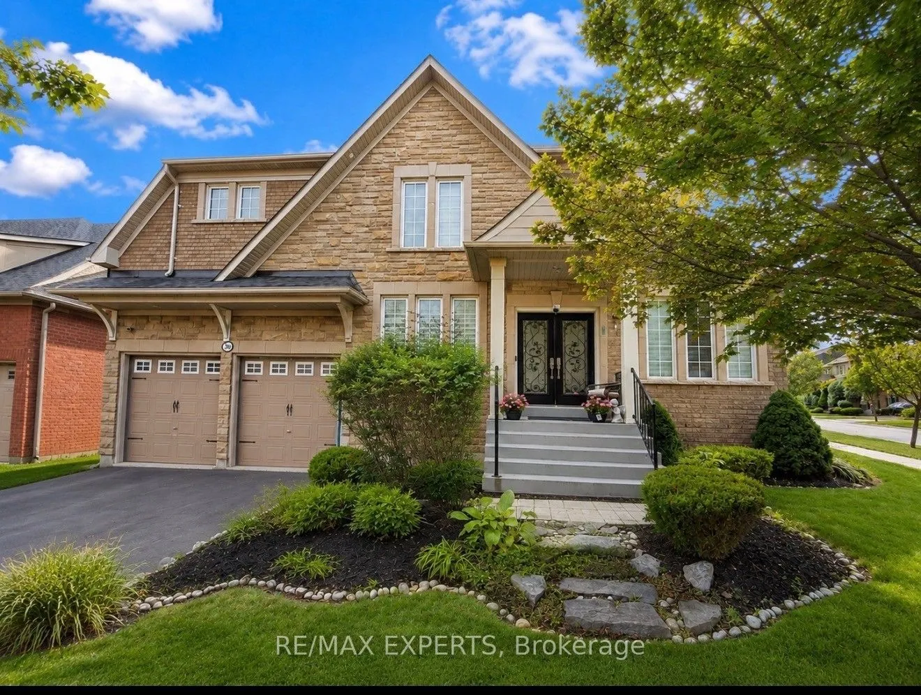 Detached Home For Sale | N13608848