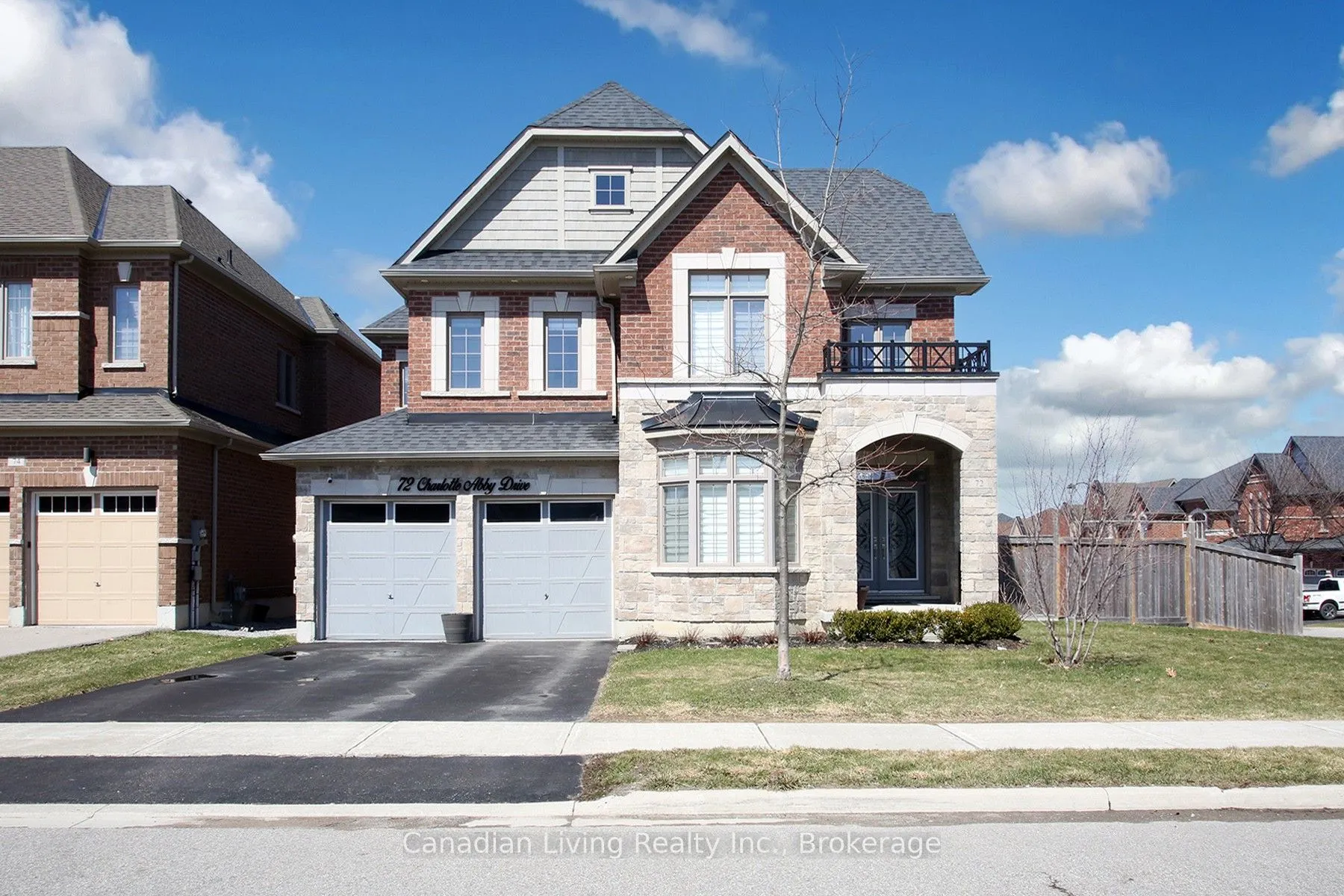 Detached Home For Sale | N13618284