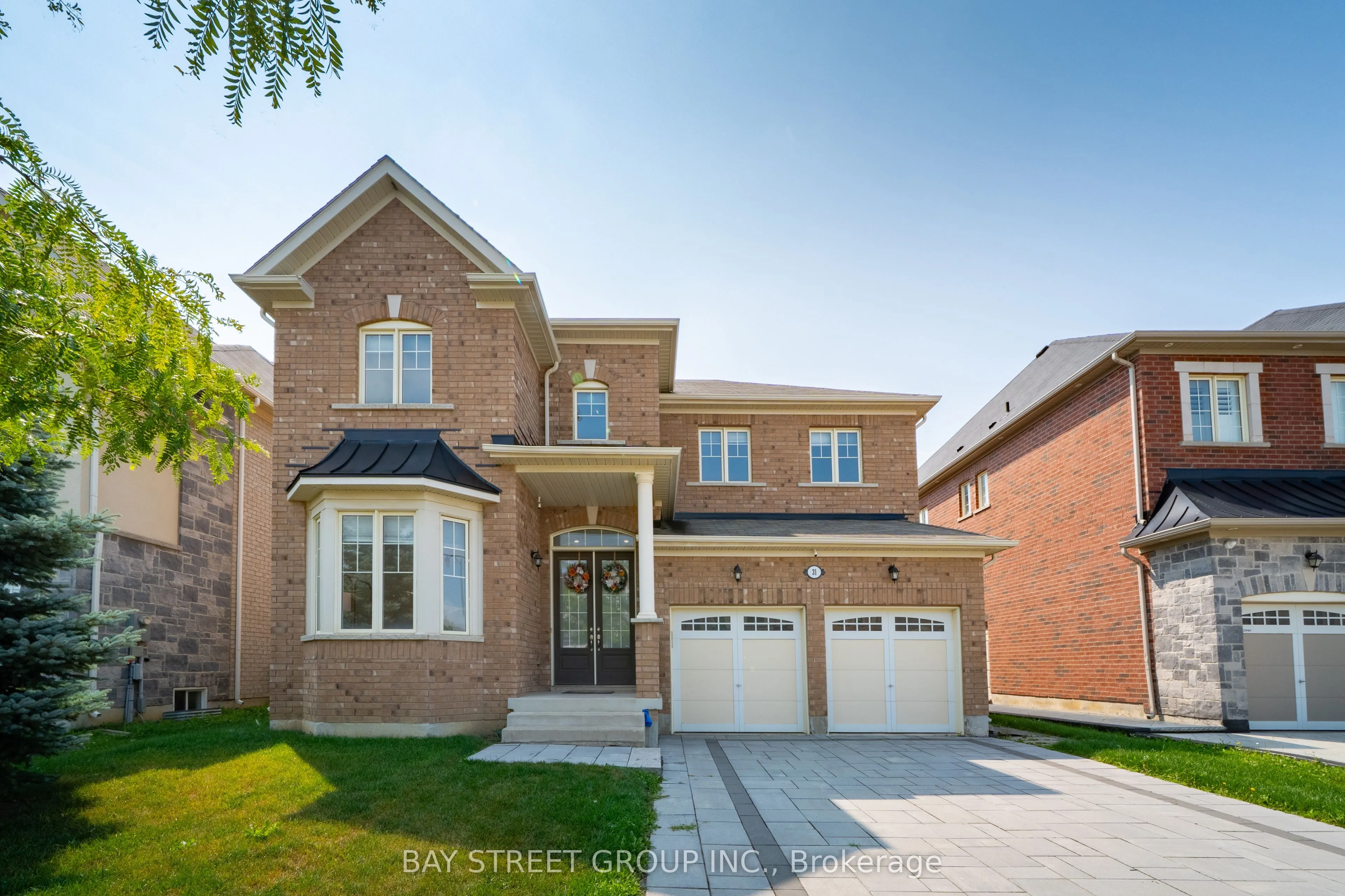 Detached Home For Sale | N13619098