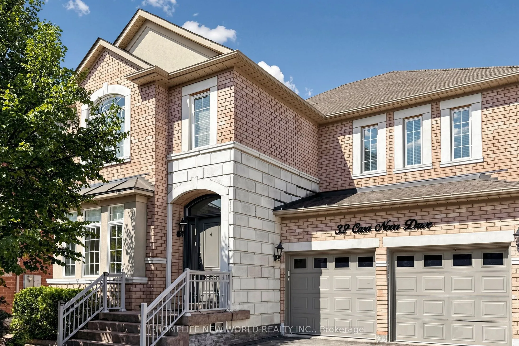 Detached Home For Sale | N13619670