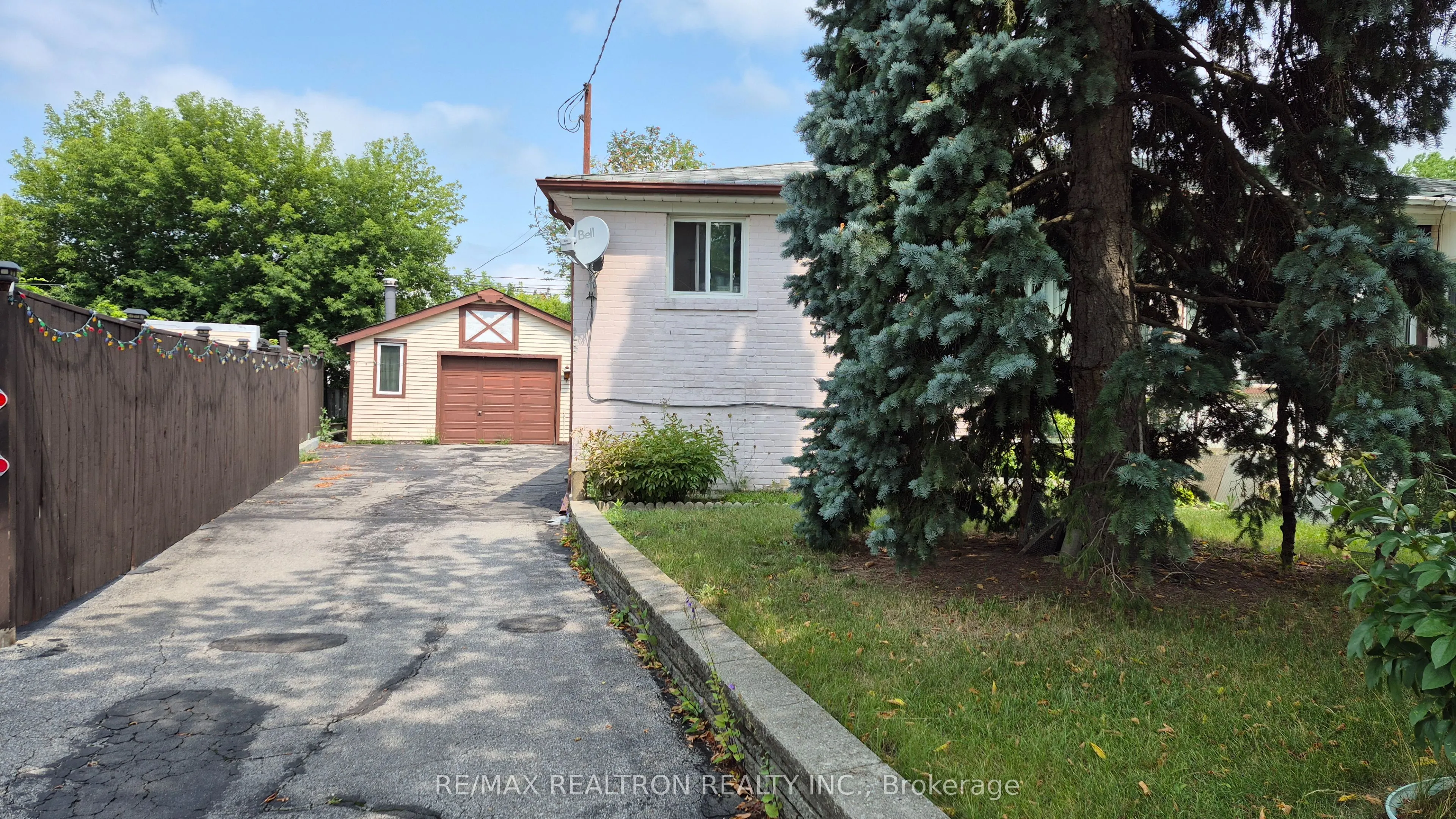 Semi-Detached Home For Sale | N13619768