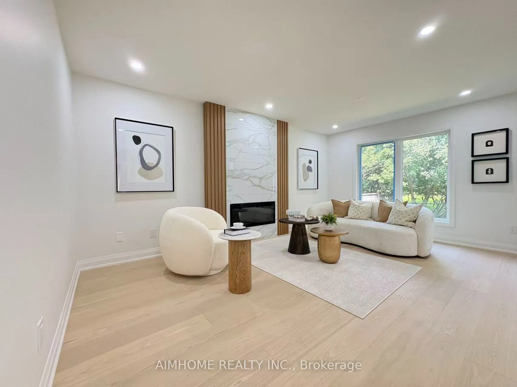 Detached Home For Sale | N13623672