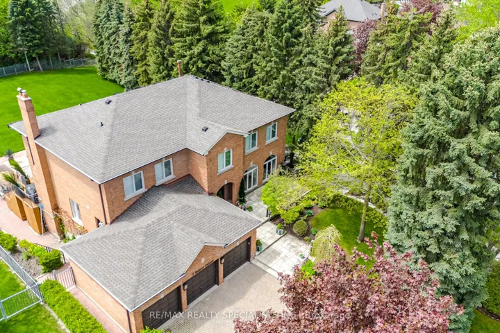 Welcome to 5 Rossmull Crescent