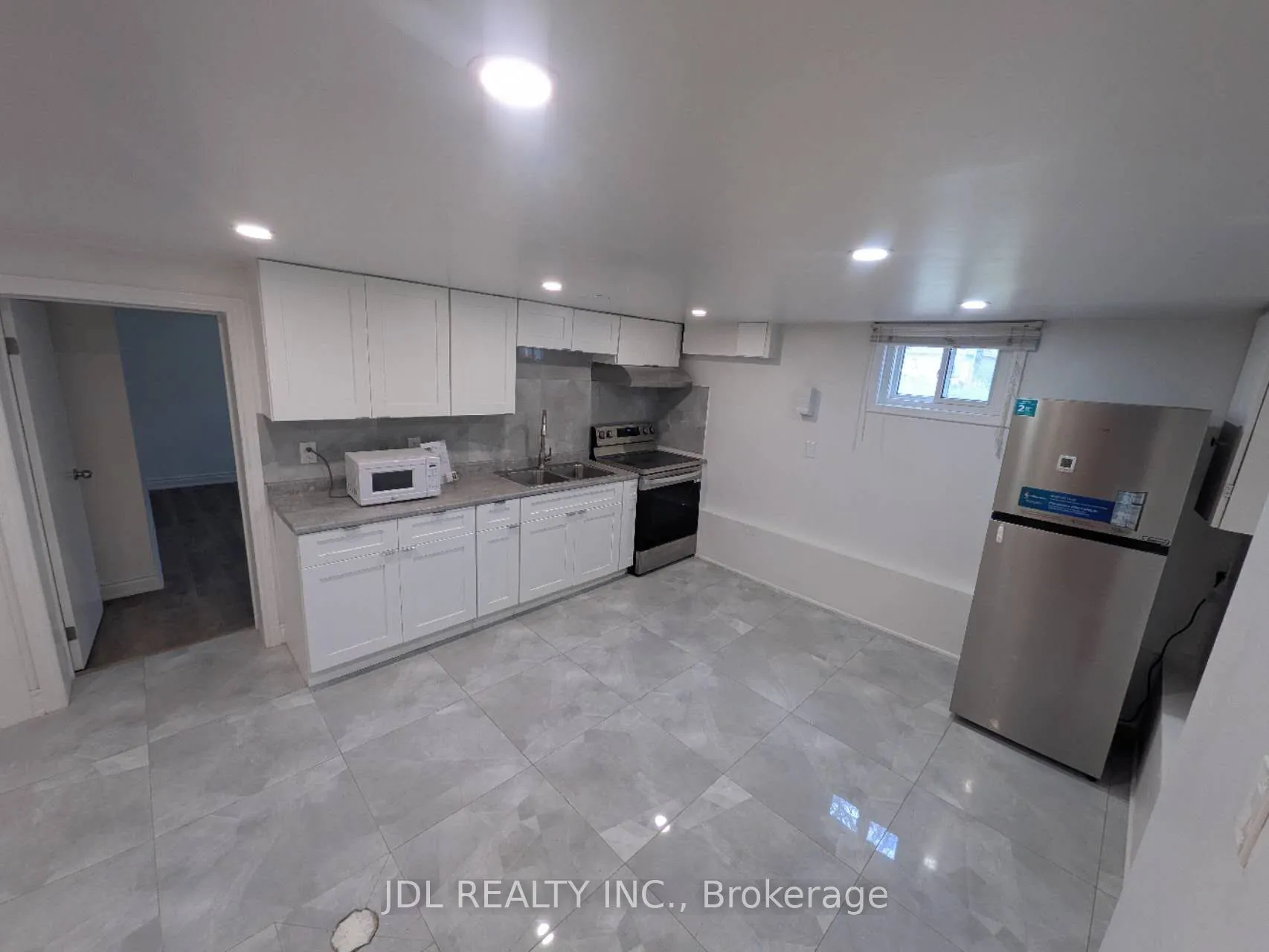 Detached Home For Lease | N13630530