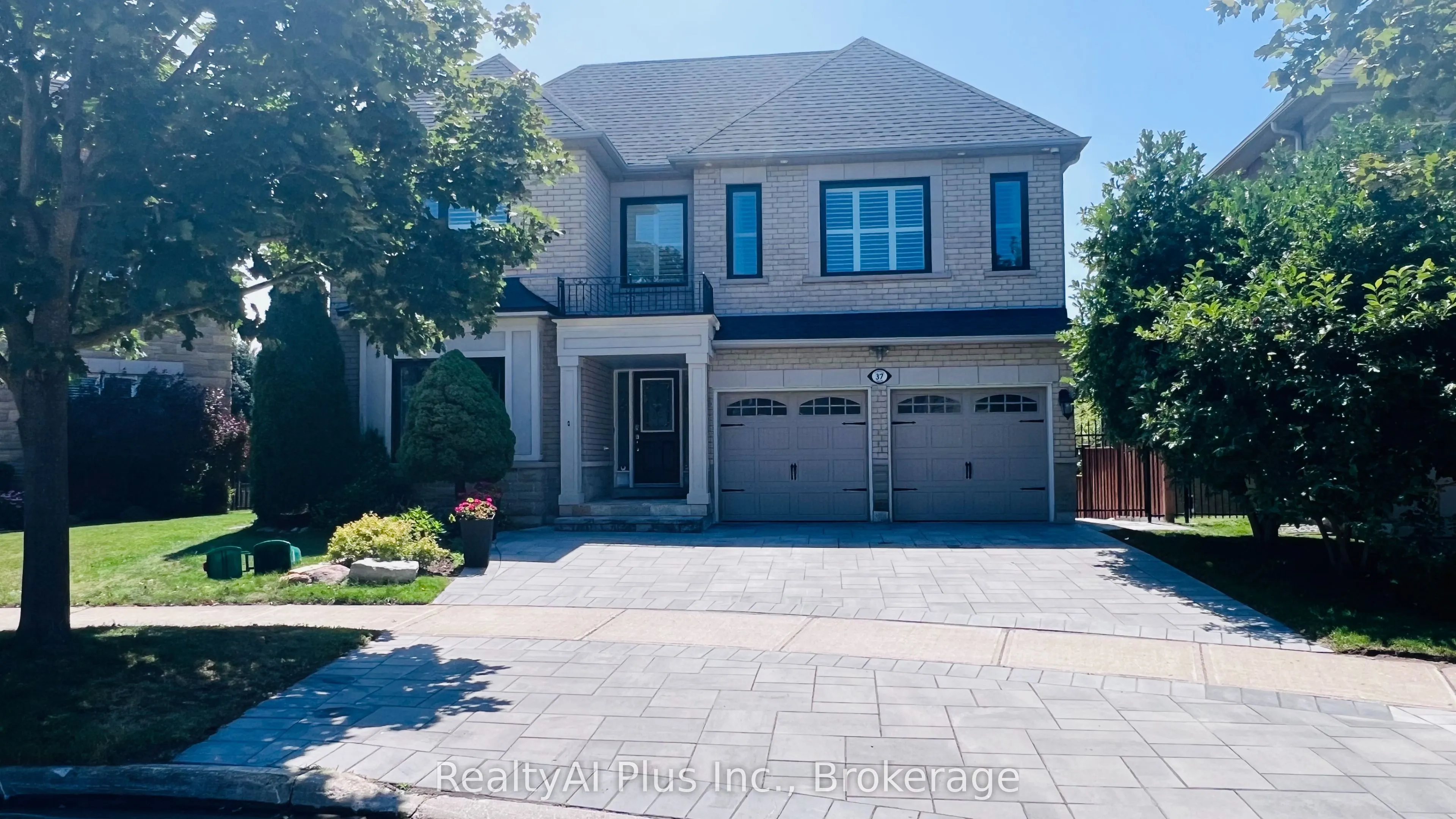 Detached Home For Lease | N13631018