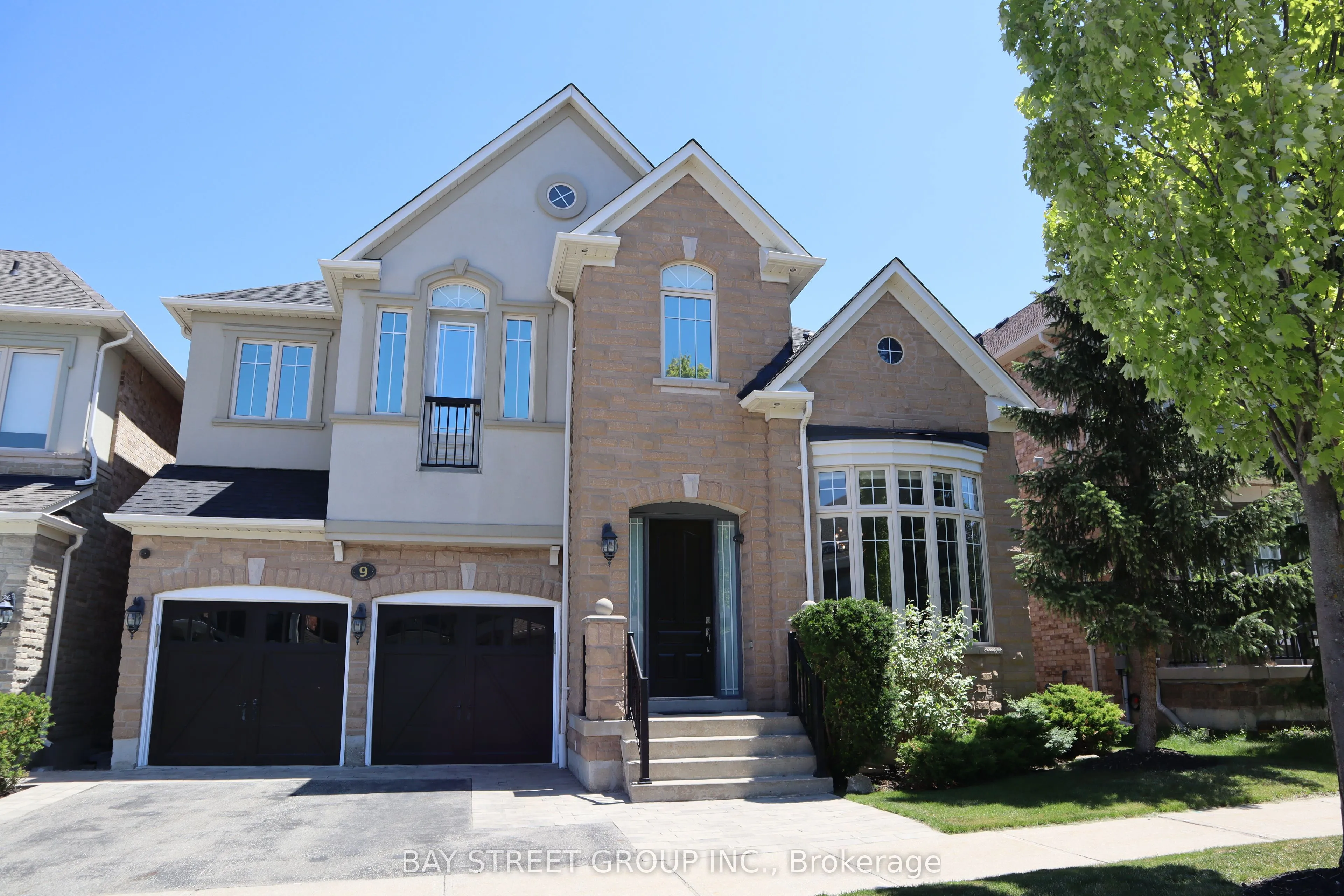 Detached Home For Lease | N13634504