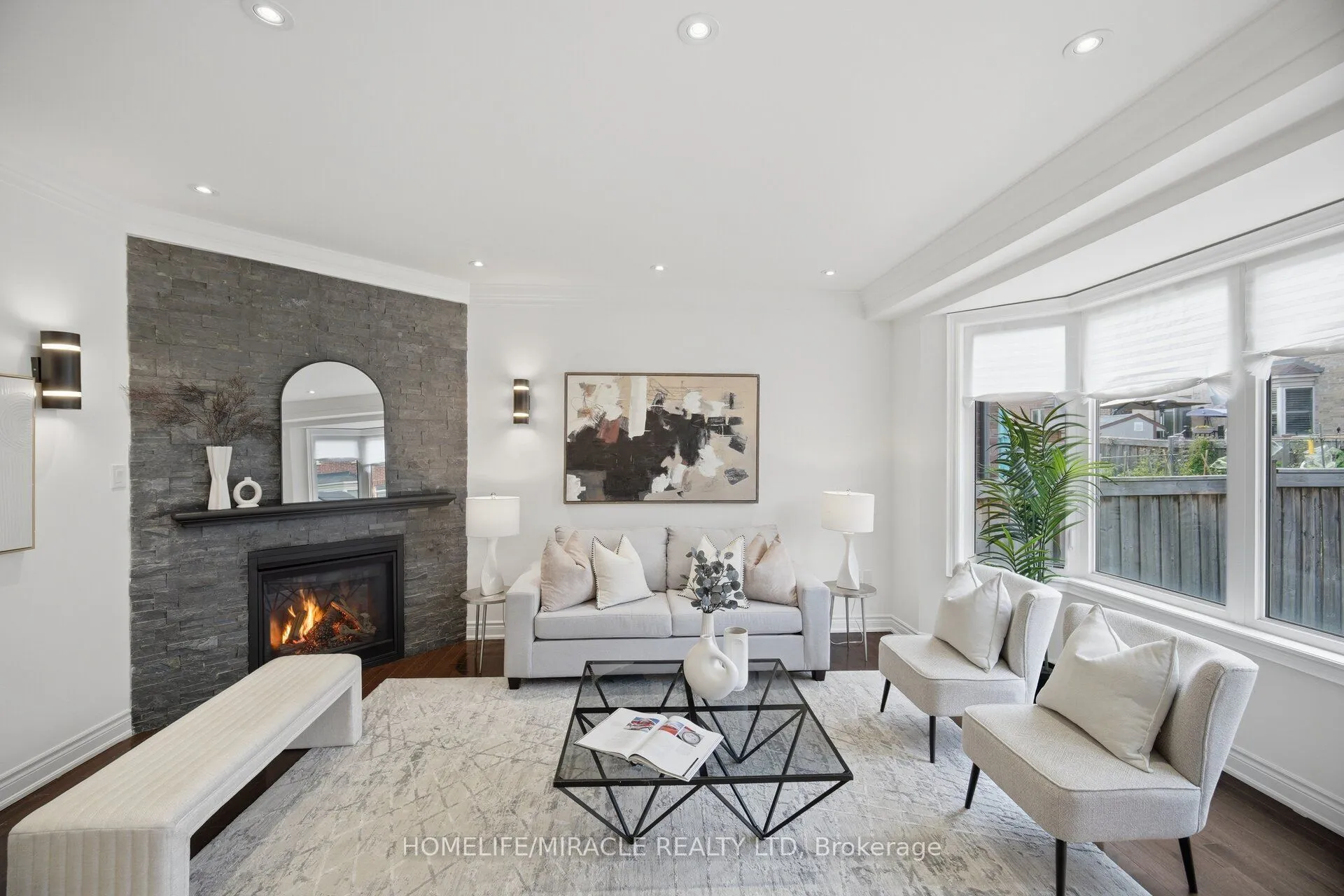 Detached Home For Sale | N13637496
