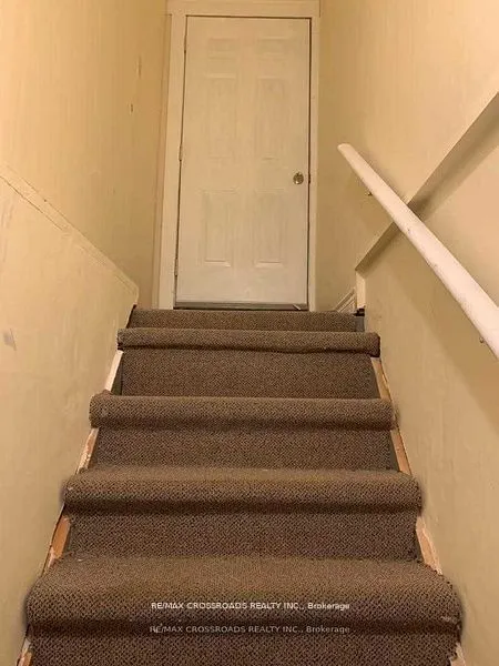 Detached Home For Lease | N13639916