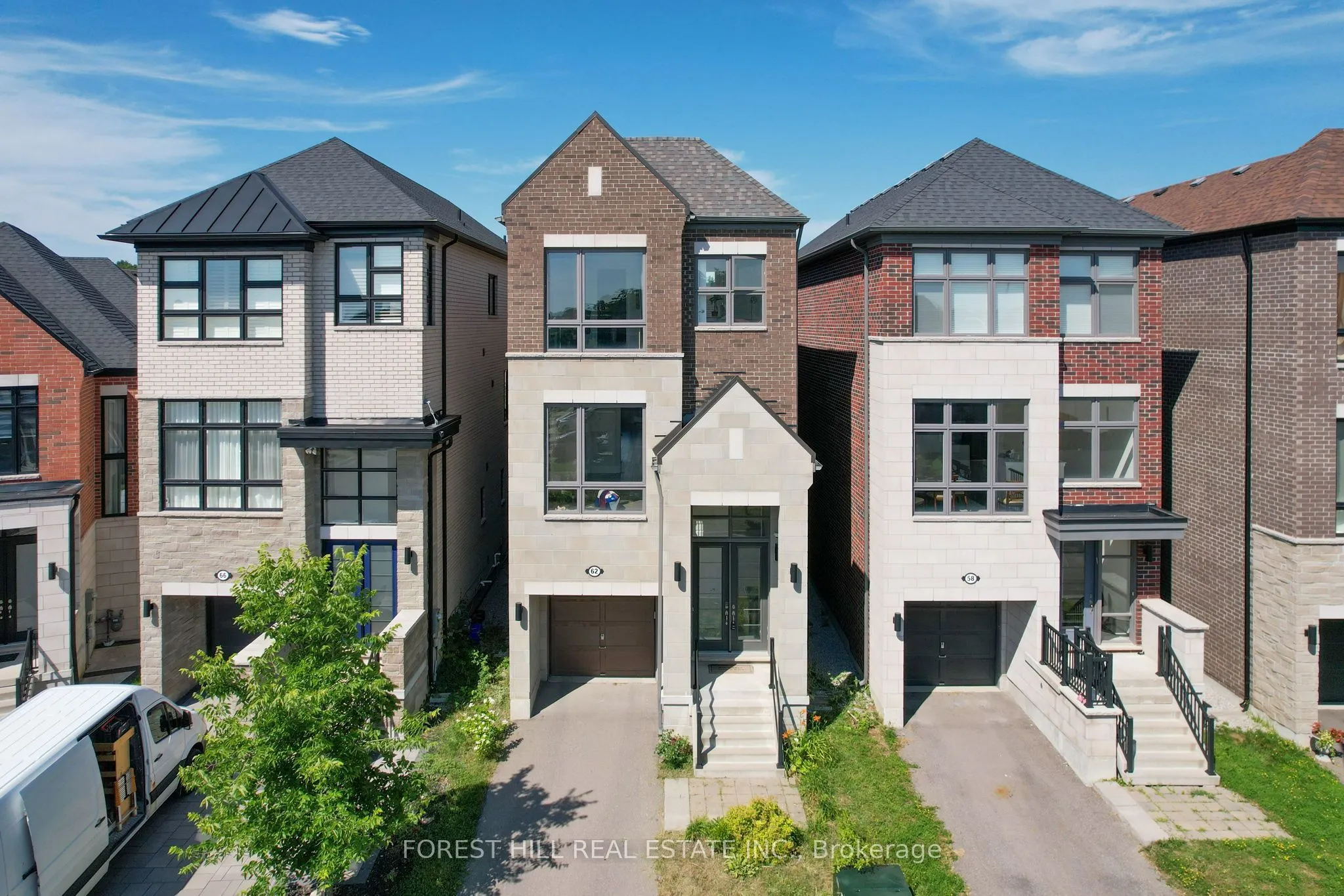 Detached Home For Sale | N13640812