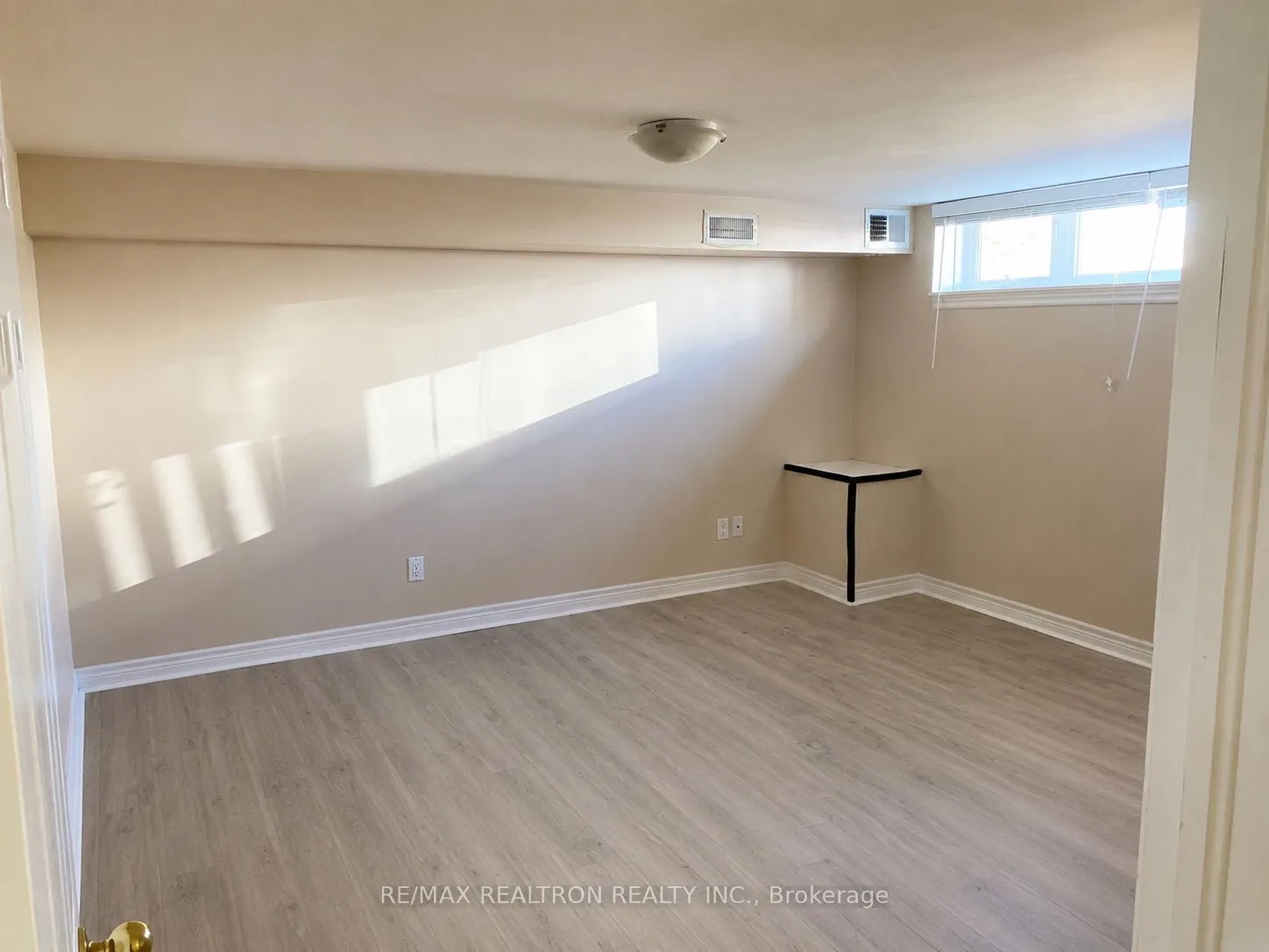 Semi-Detached Home For Lease | N13641742