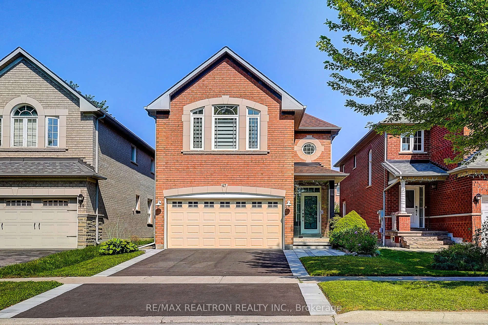 Detached Home For Sale | N13642200