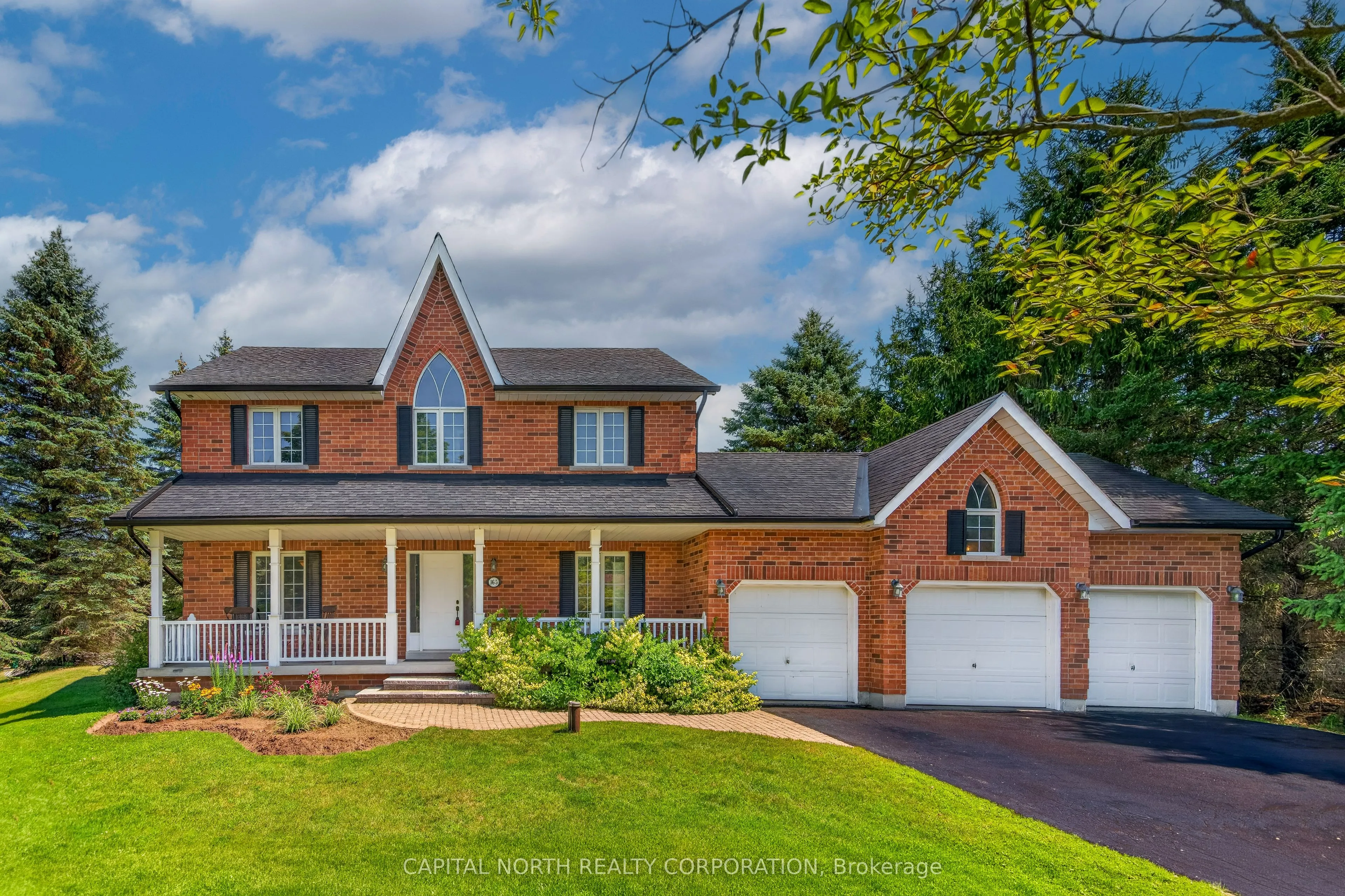 Detached Home For Sale | N13644568