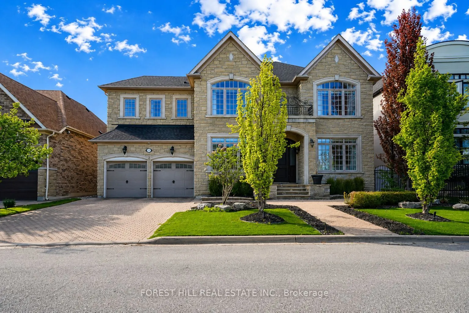 Detached Home For Sale | N13645220
