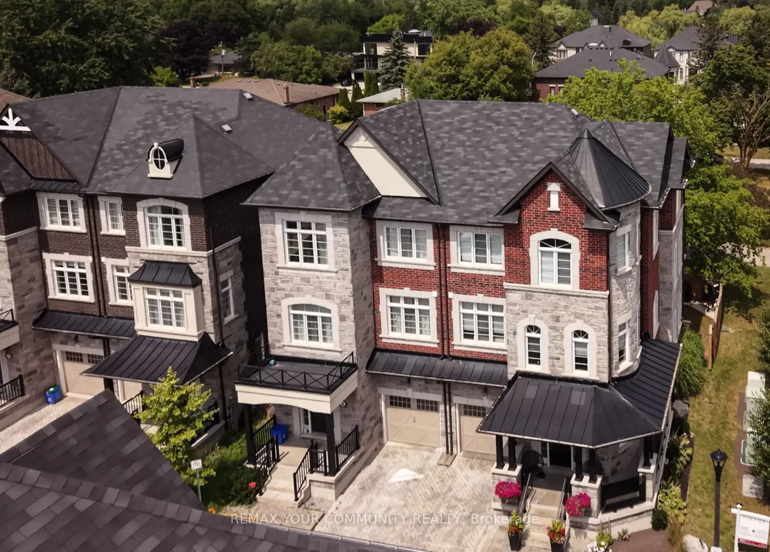 Semi-Detached Home For Sale | N13646538