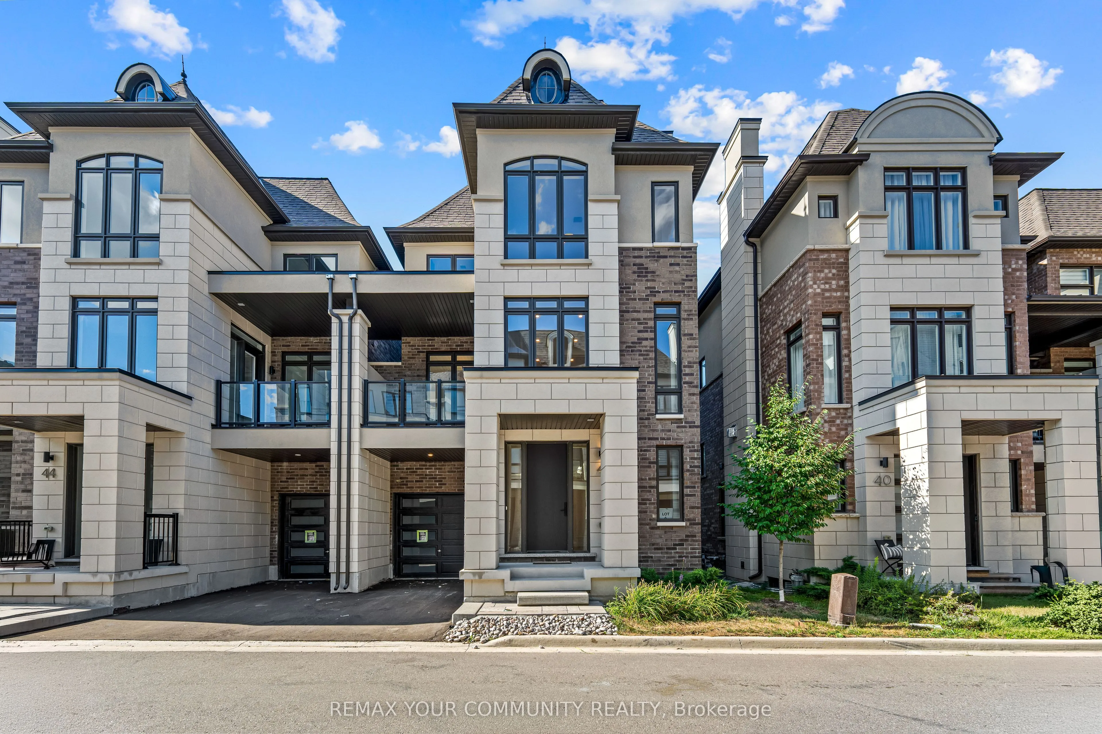 Semi-Detached Home For Sale | N13647904