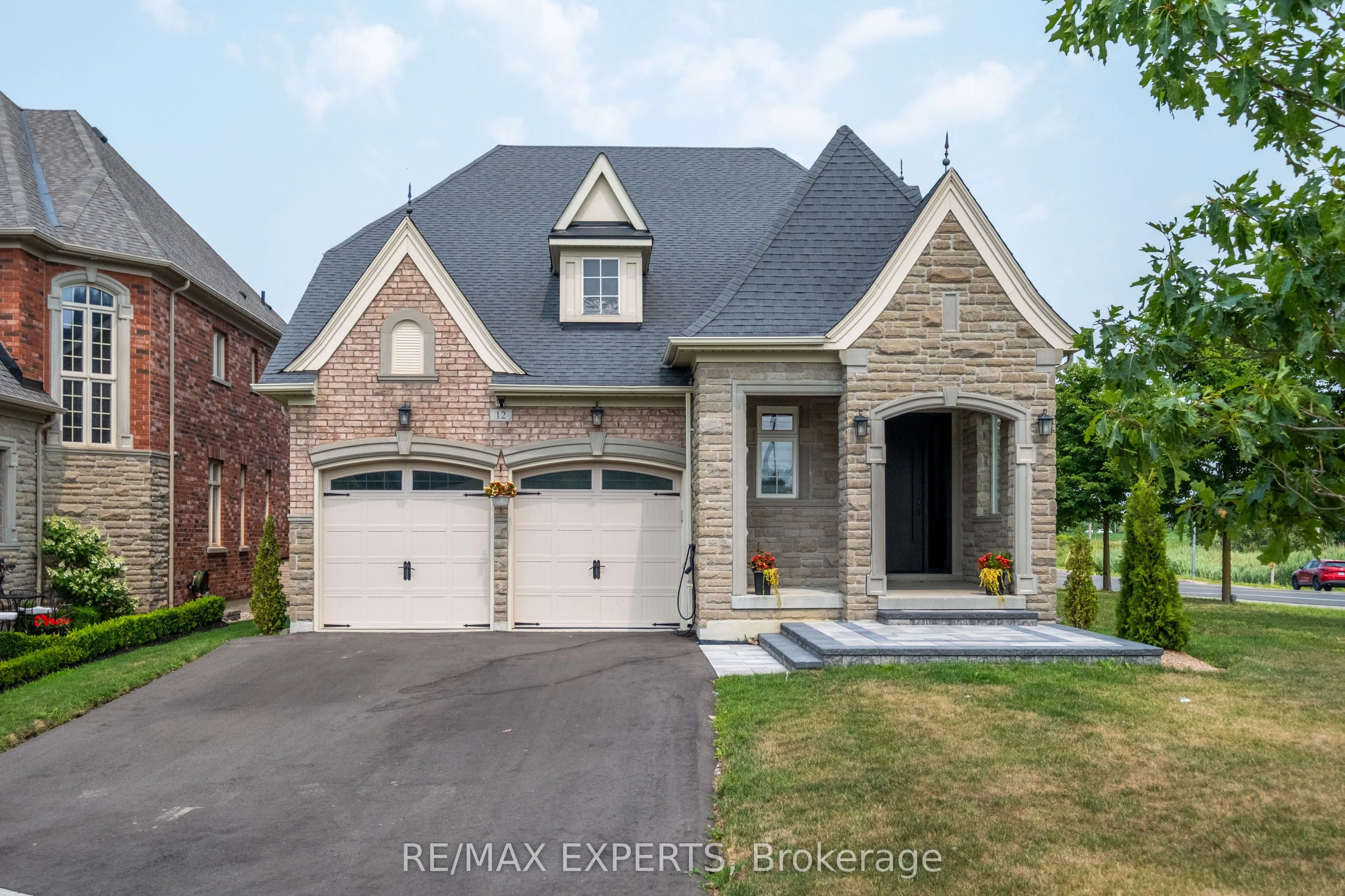 Detached Home For Sale | N13649900