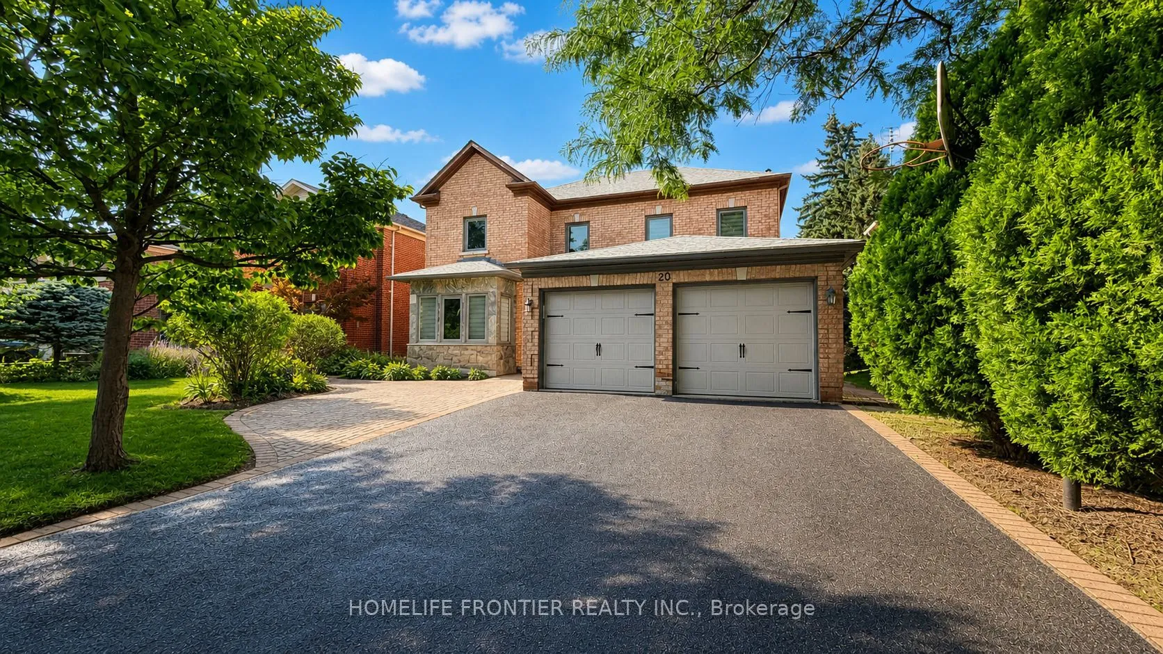 Detached Home For Sale | N13650892