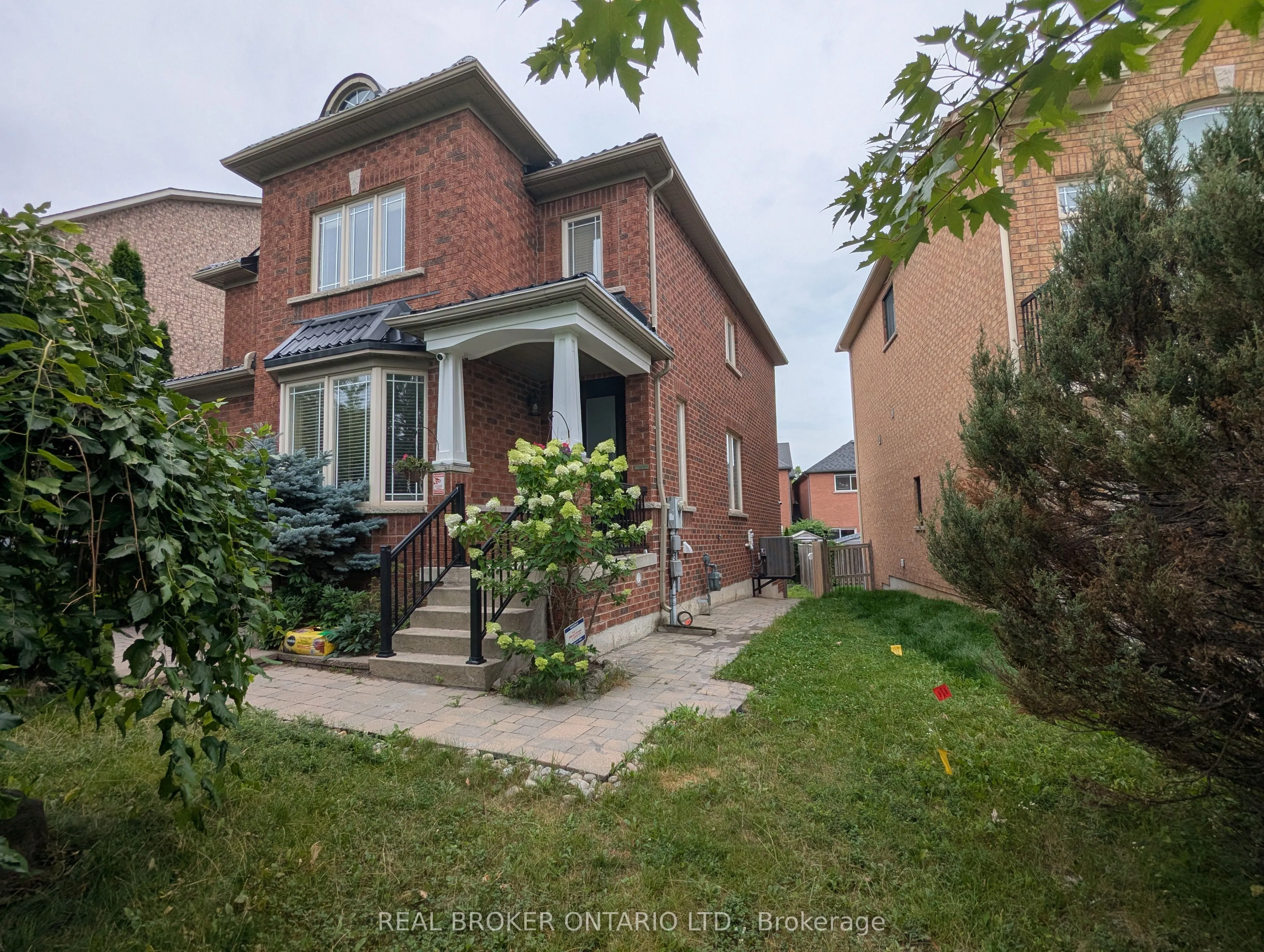 Detached Home For Lease | N13651820