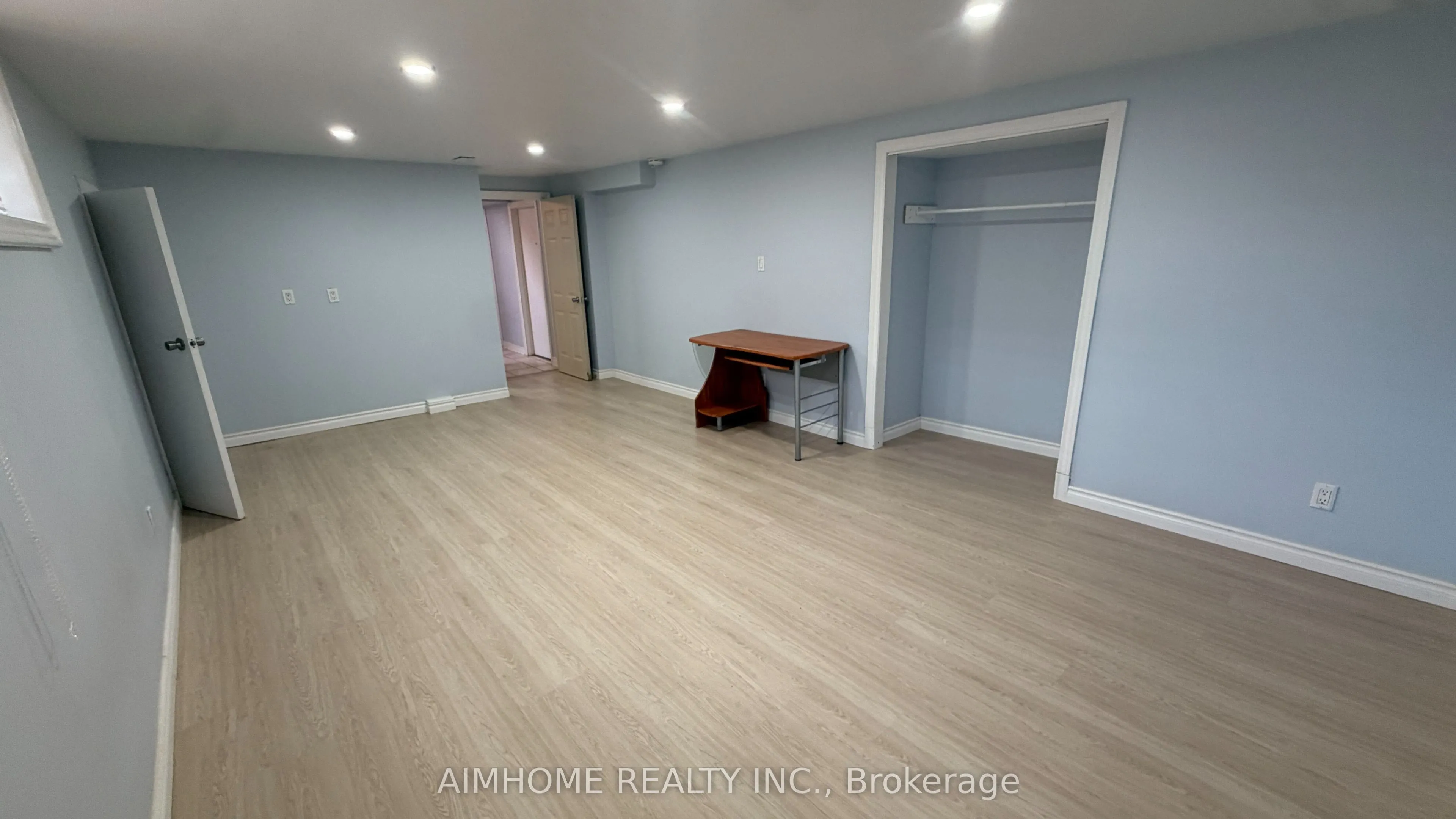 Detached Home For Lease | N13653376