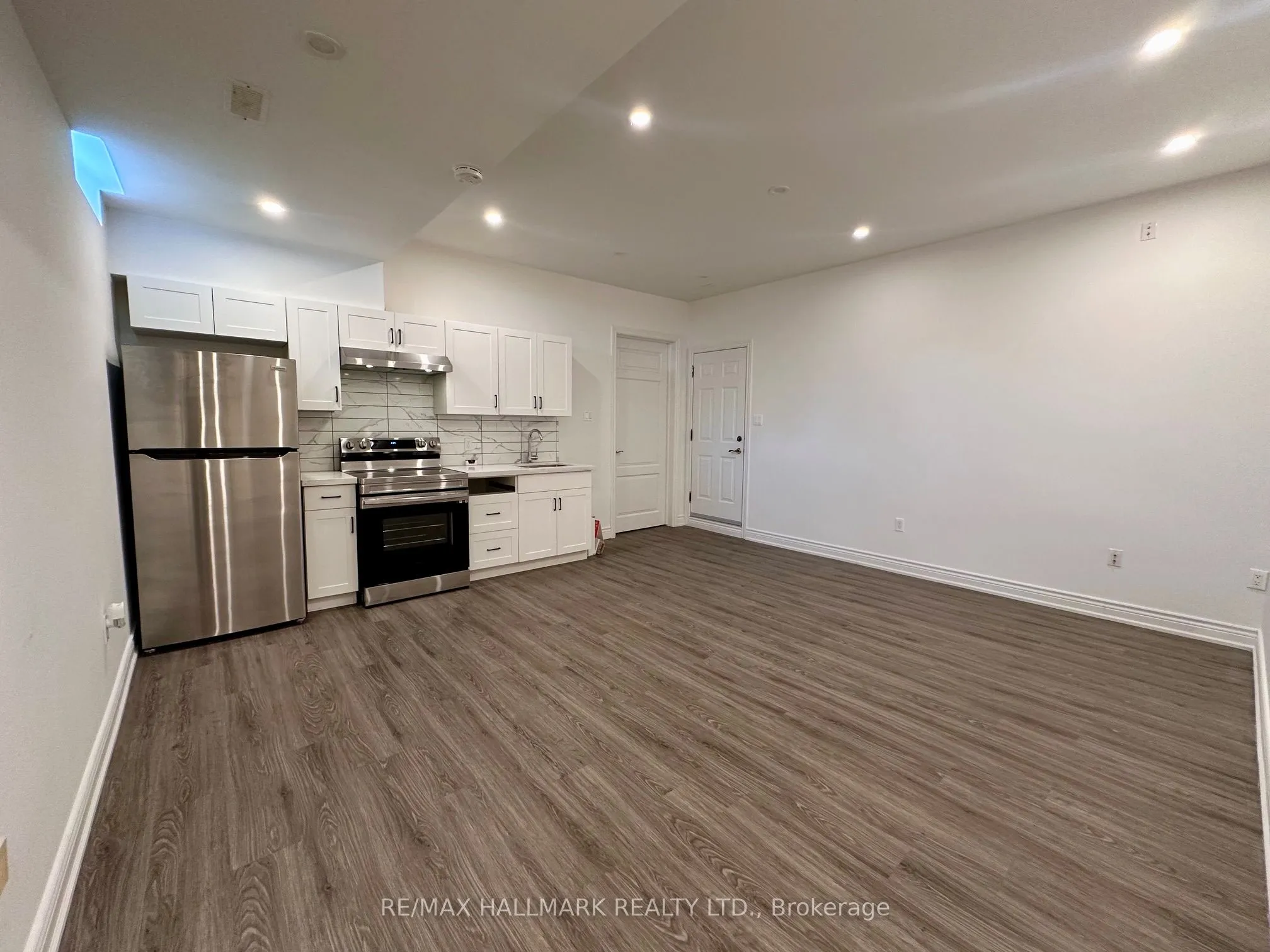Detached Home For Lease | N13657950