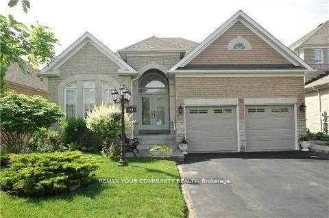 Detached Home For Lease | N13660320