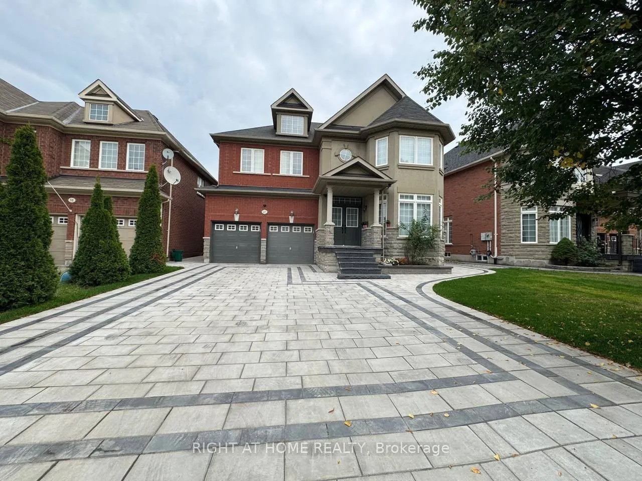 Detached Home For Lease | N13660928