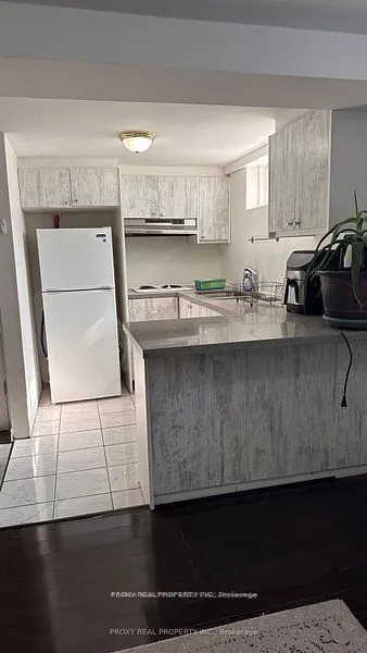 Semi-Detached Home For Lease | N13662860