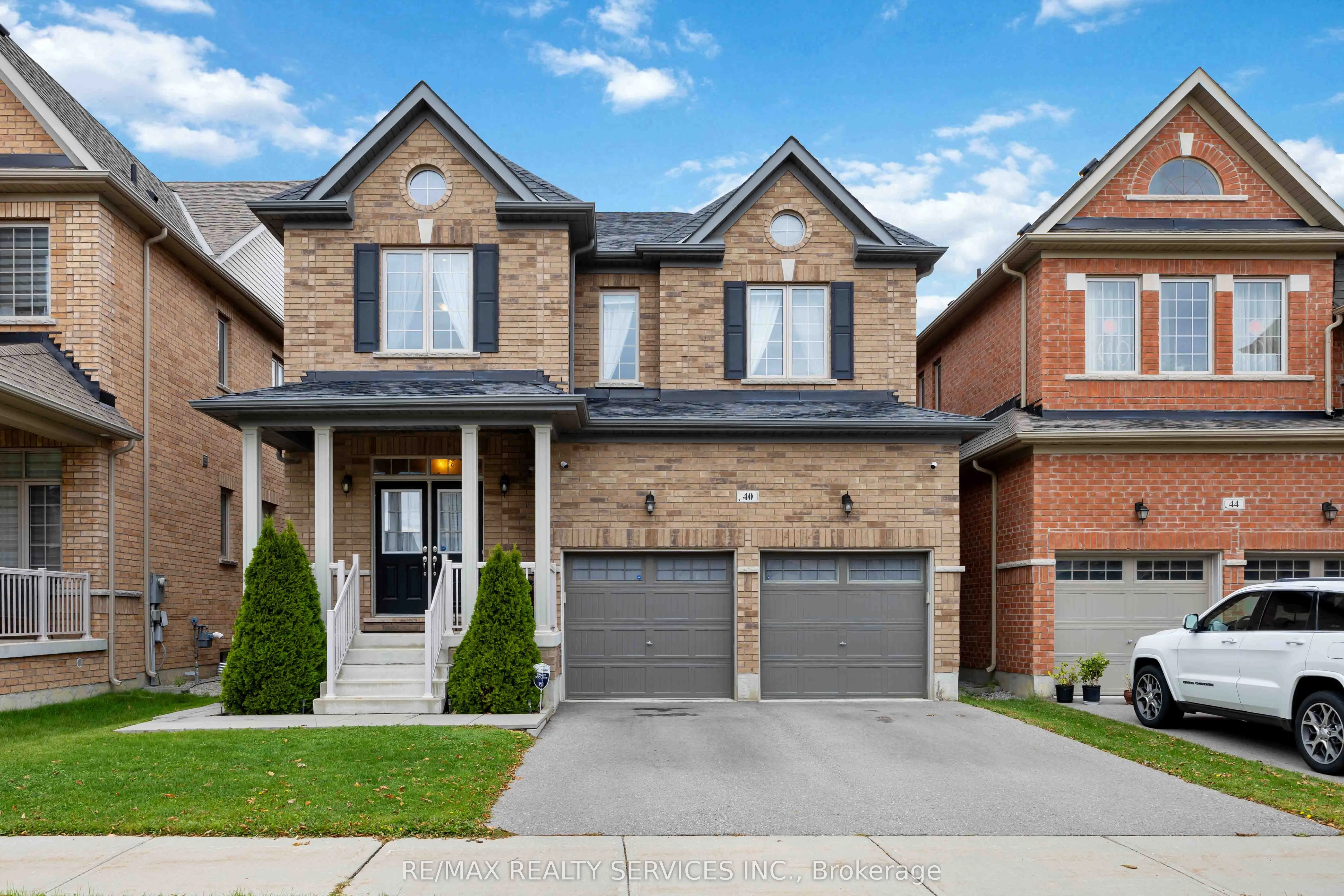 Detached Home For Sale | N13663686