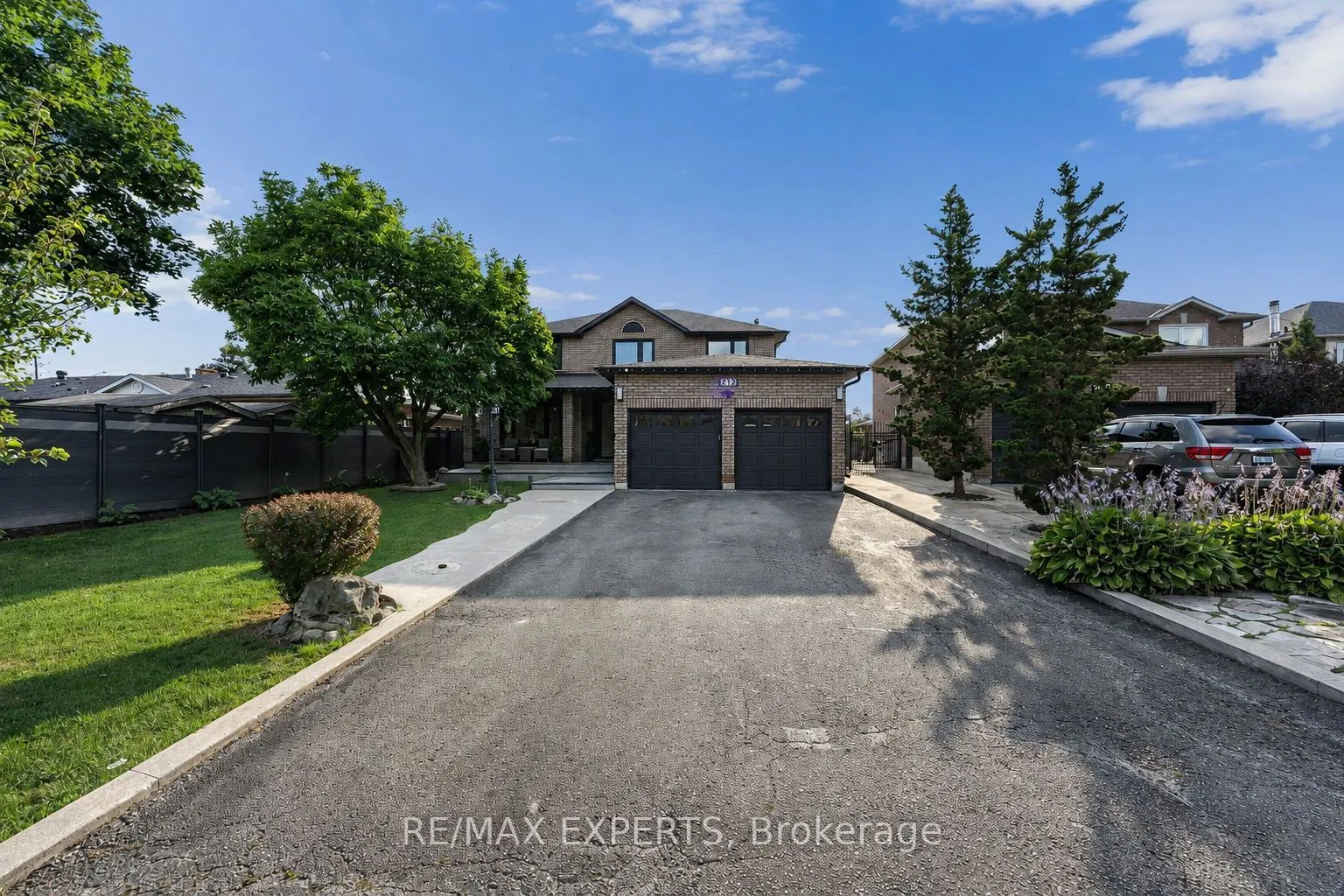 Detached Home For Sale | N13664004