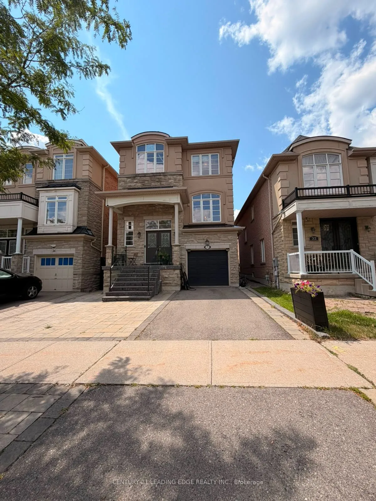 Detached Home For Sale | N13666168