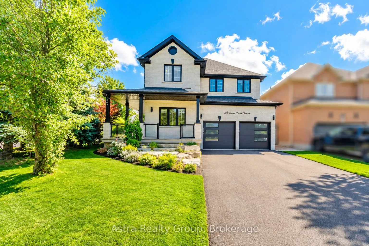 Detached Home For Sale | N13666494