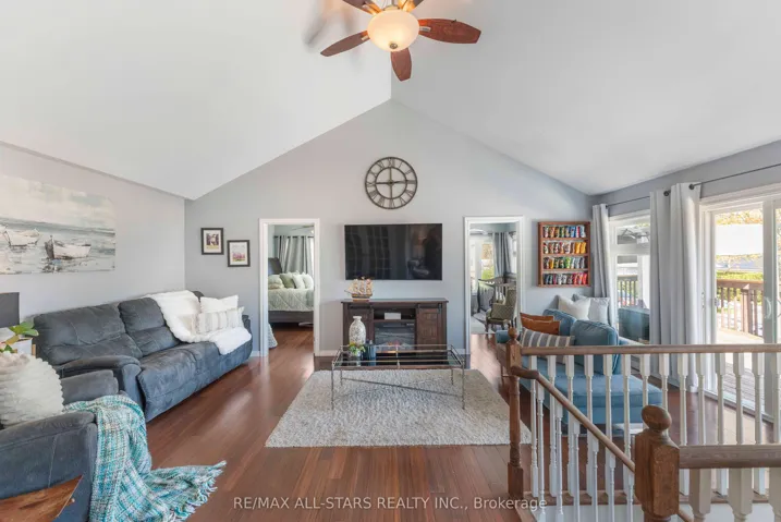 39 Franklin Beach Road, Georgina, ON L0E 1L0