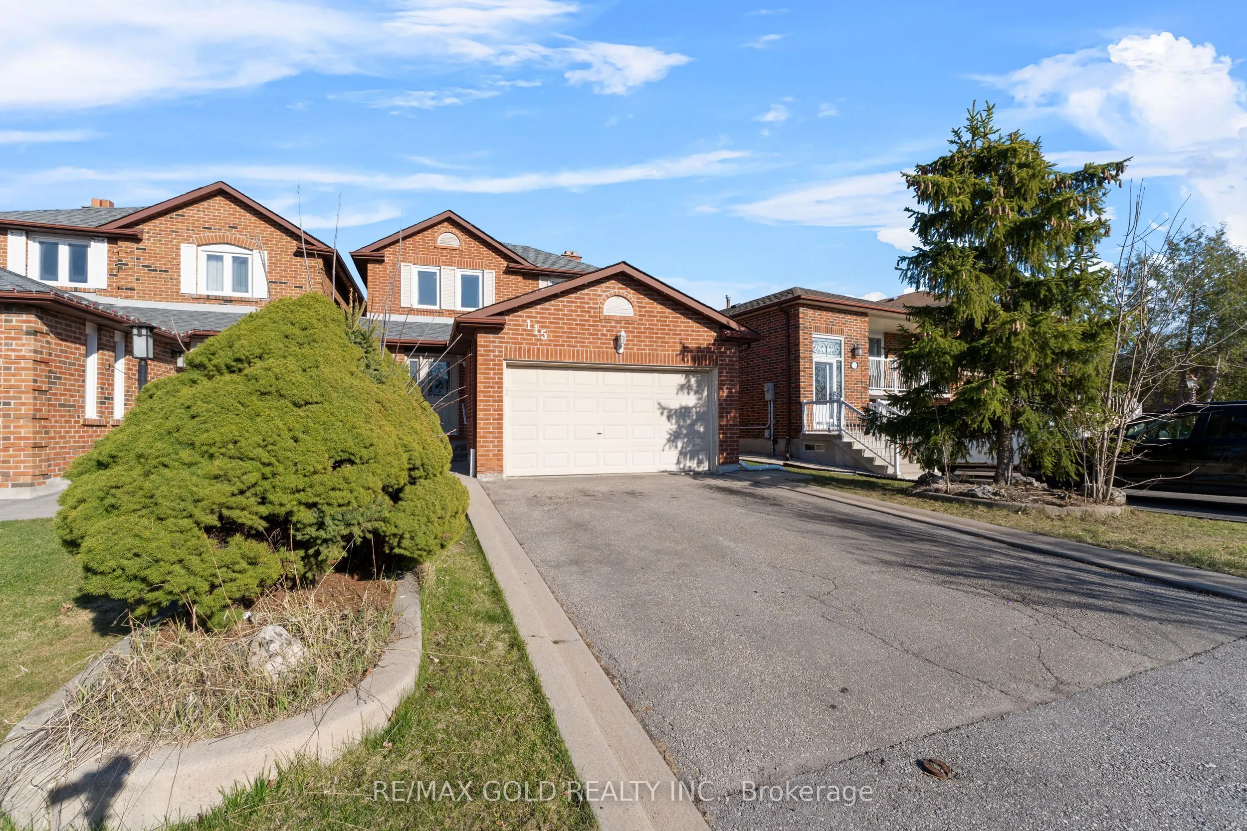 Detached Home For Sale | N13673588